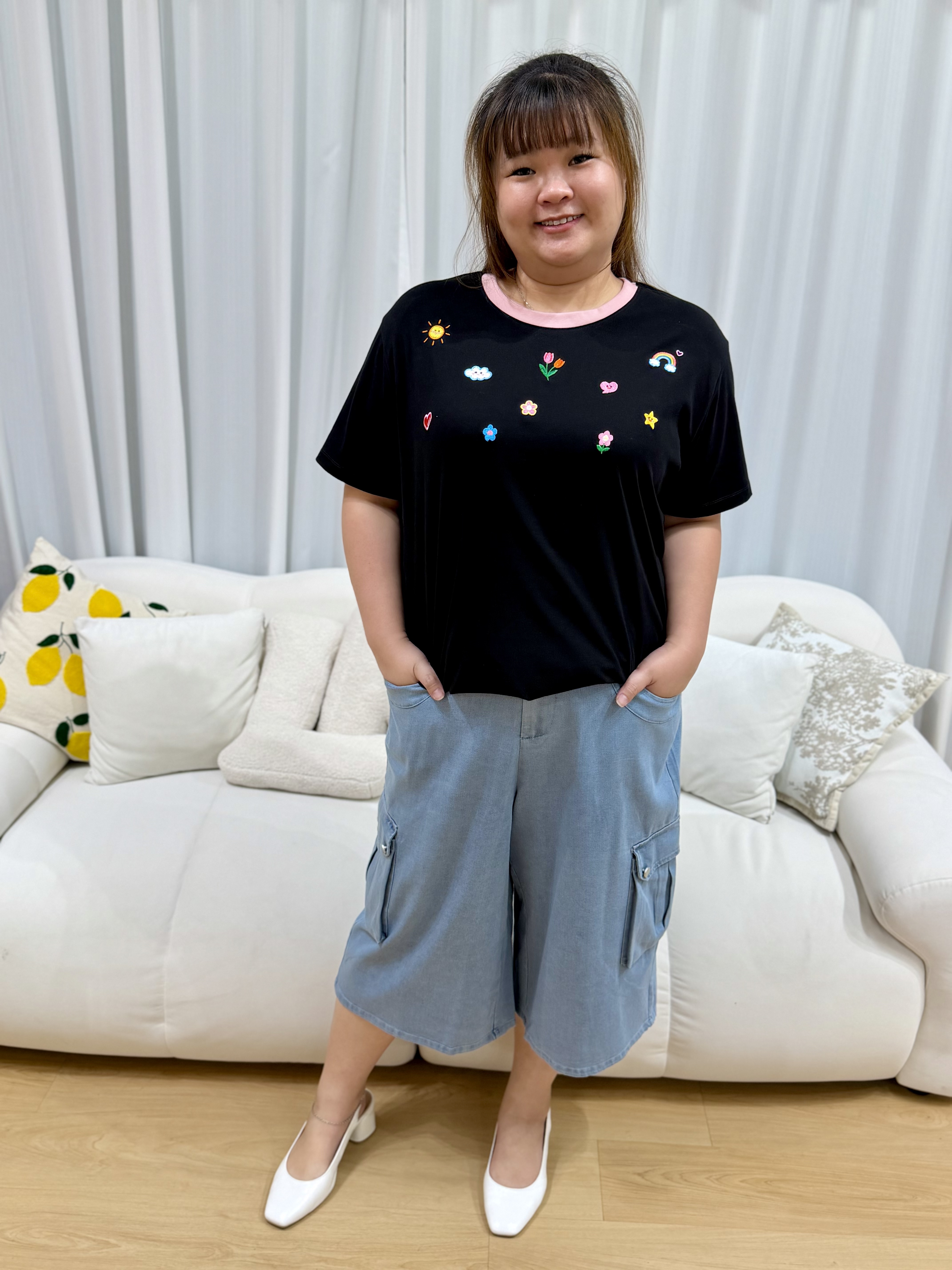 Emoji Happy Vibes Top| Plus Size Top