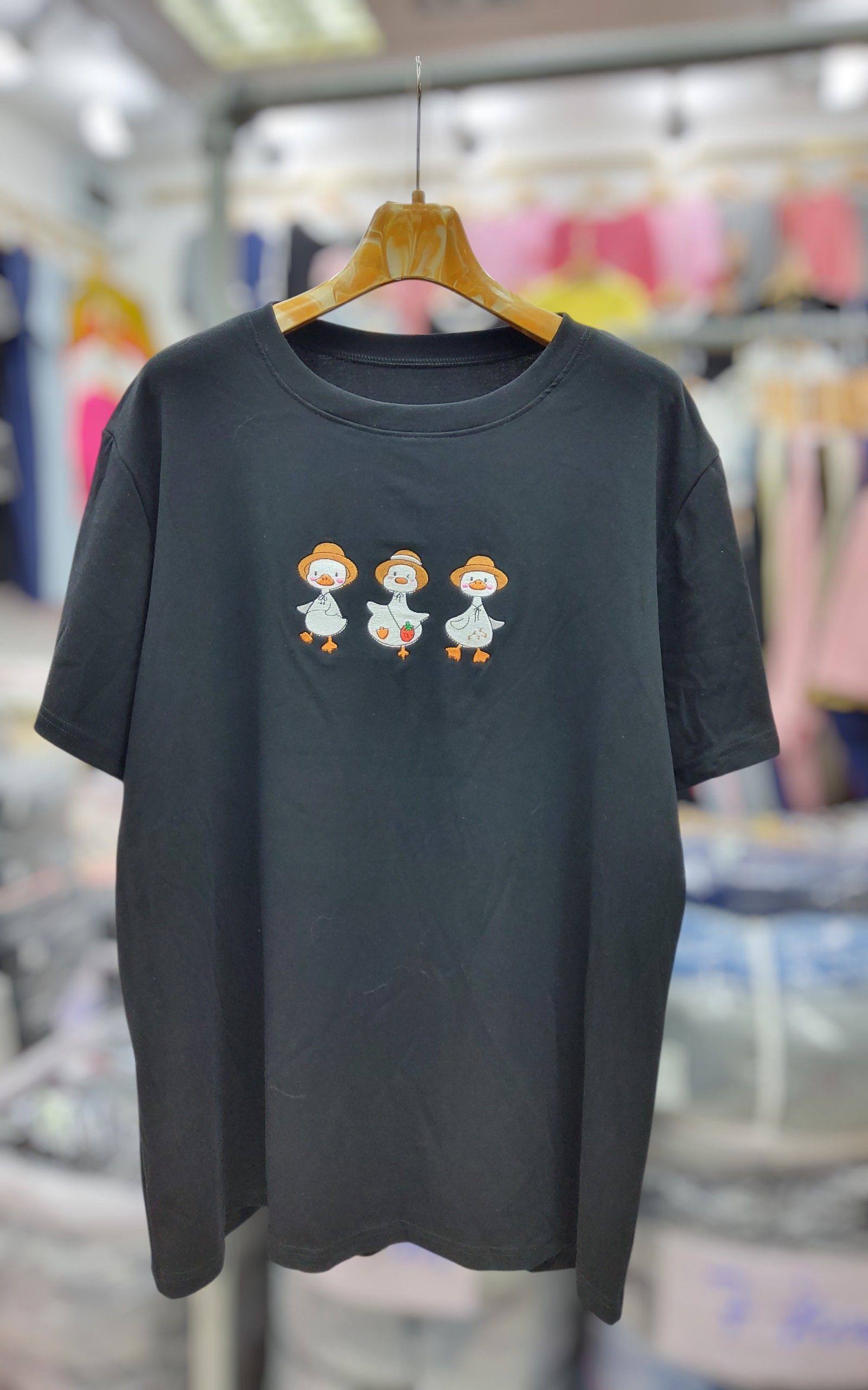 3 Little Ducks Tee | Plus Size Top