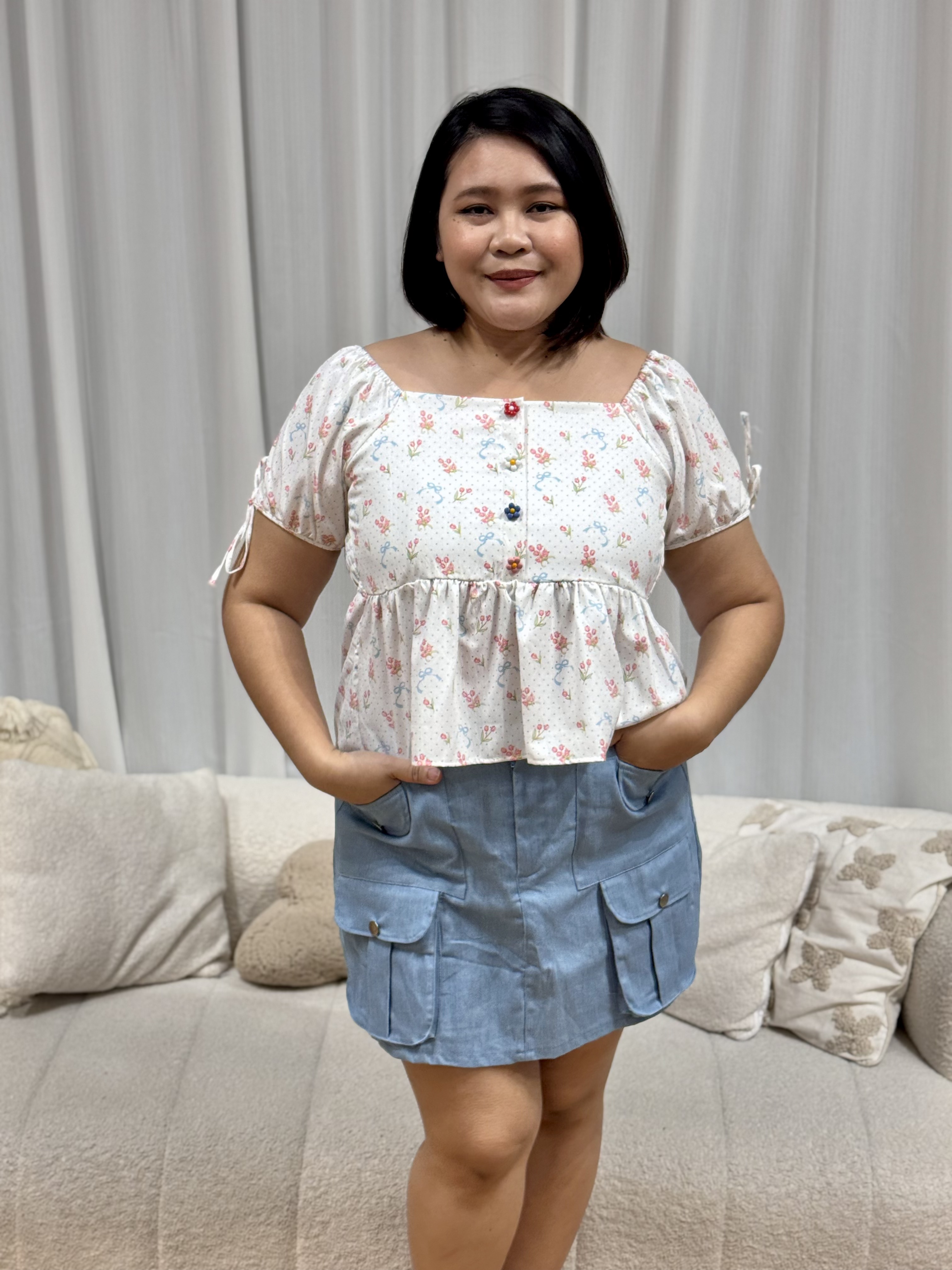Tiara Dotted Bonquet Top | Plus Size Top