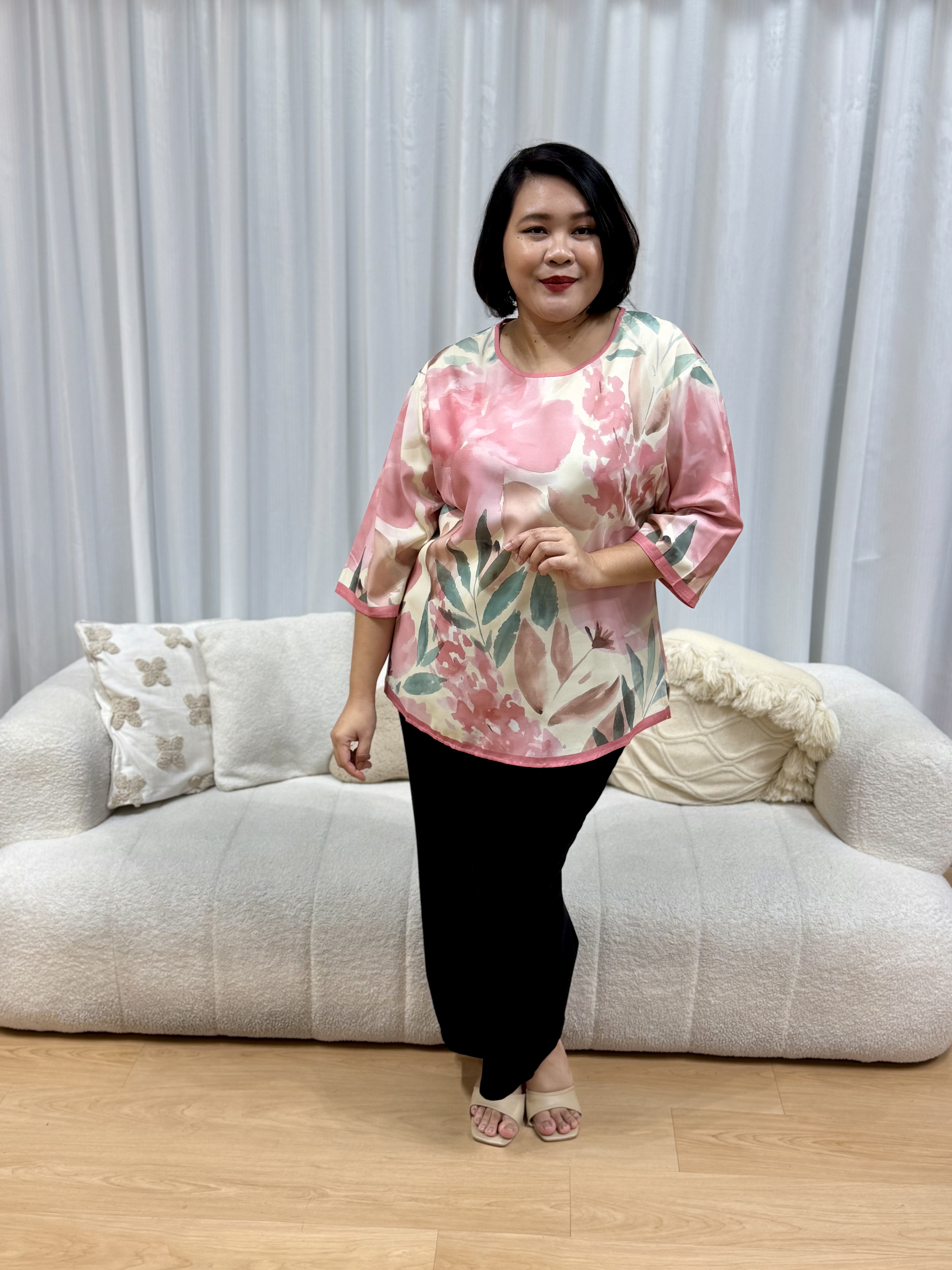 Brush Painted Flower Top | Plus Size Top