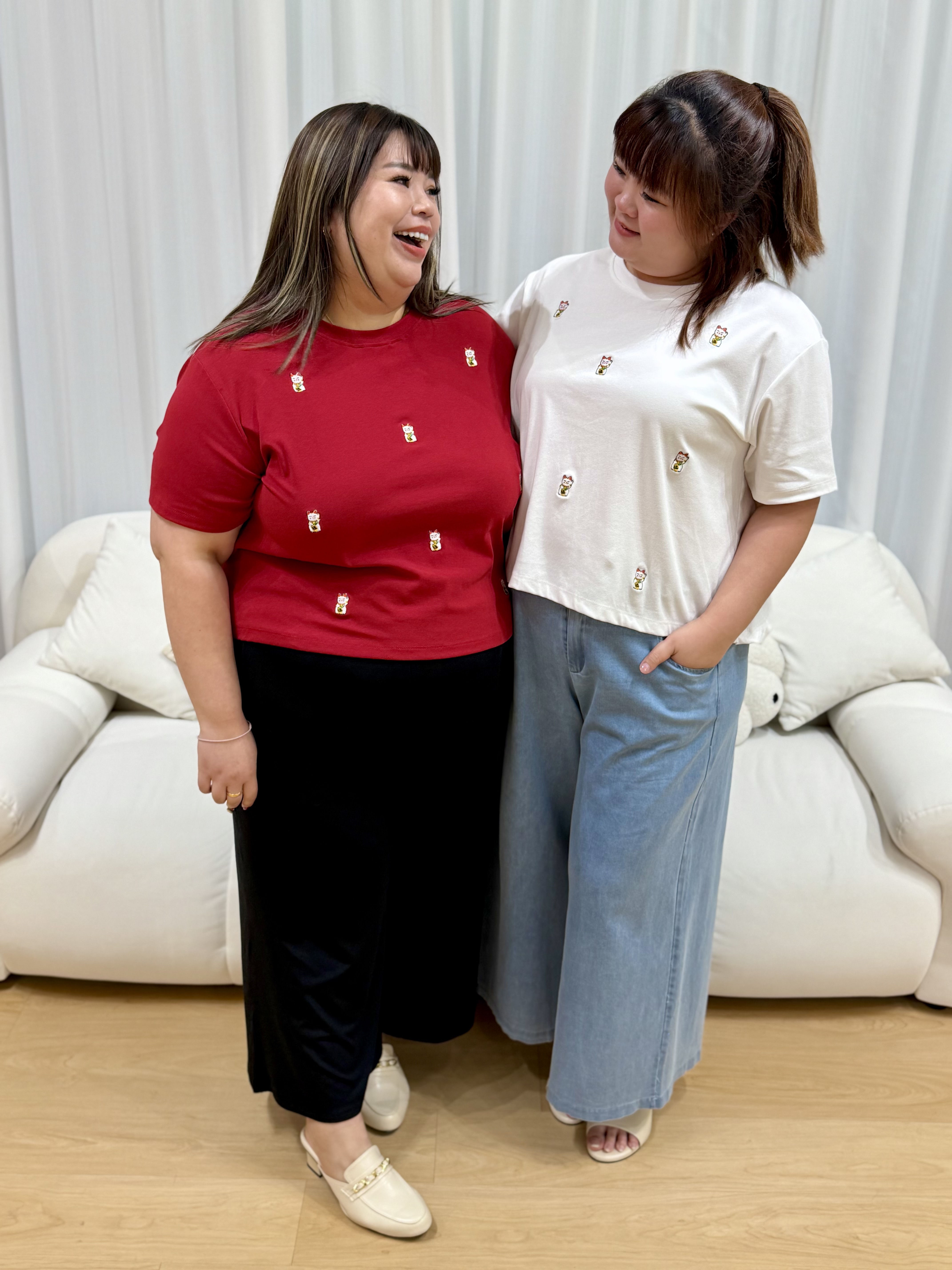 Love+ (Multiple) Maneki-Neko Cat Ladies Premium Cotton Top | Plus Size Top