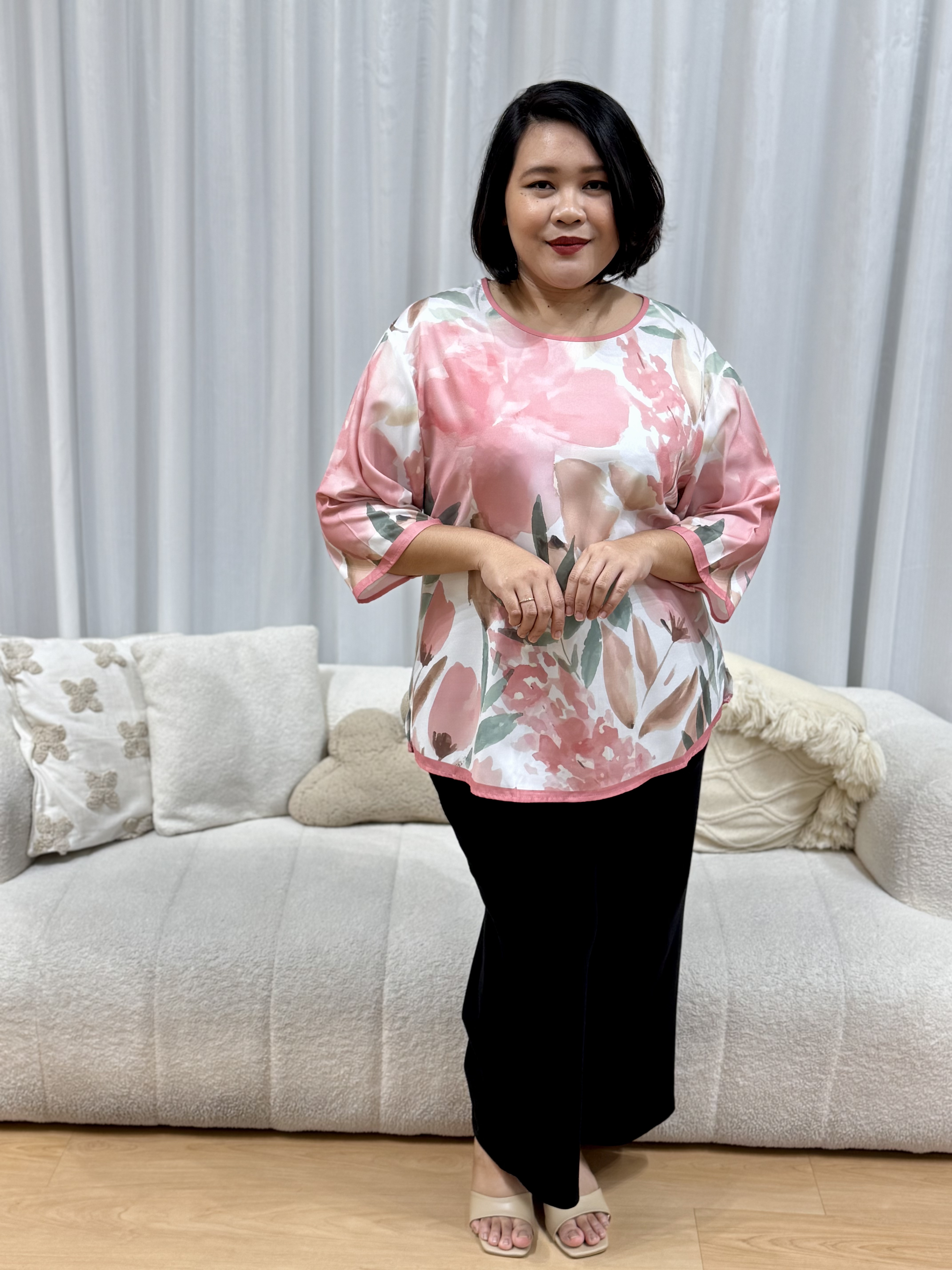 Brush Painted Flower Top | Plus Size Top