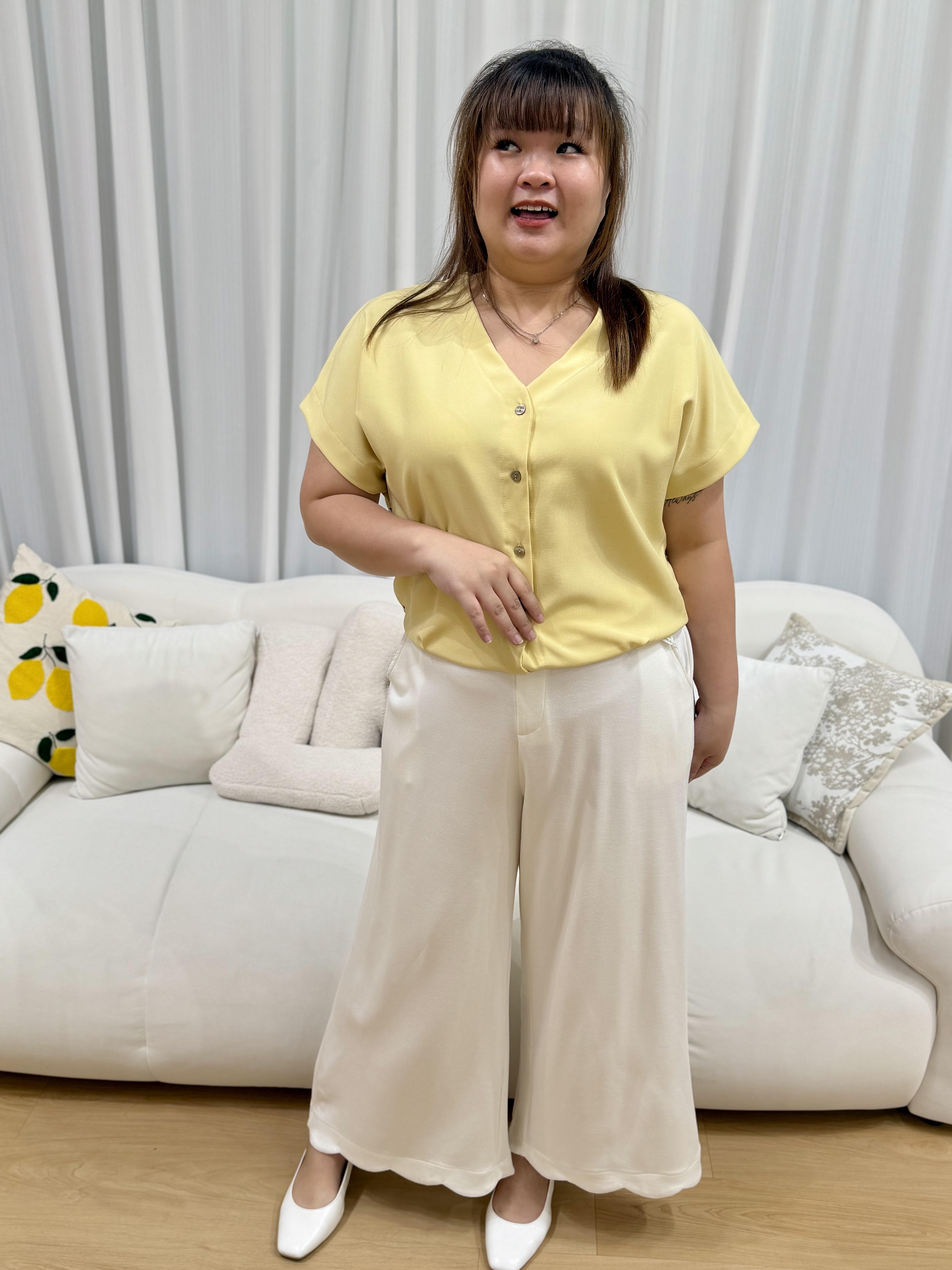 Love+ Sajin Triple Button Top | Plus Size Top