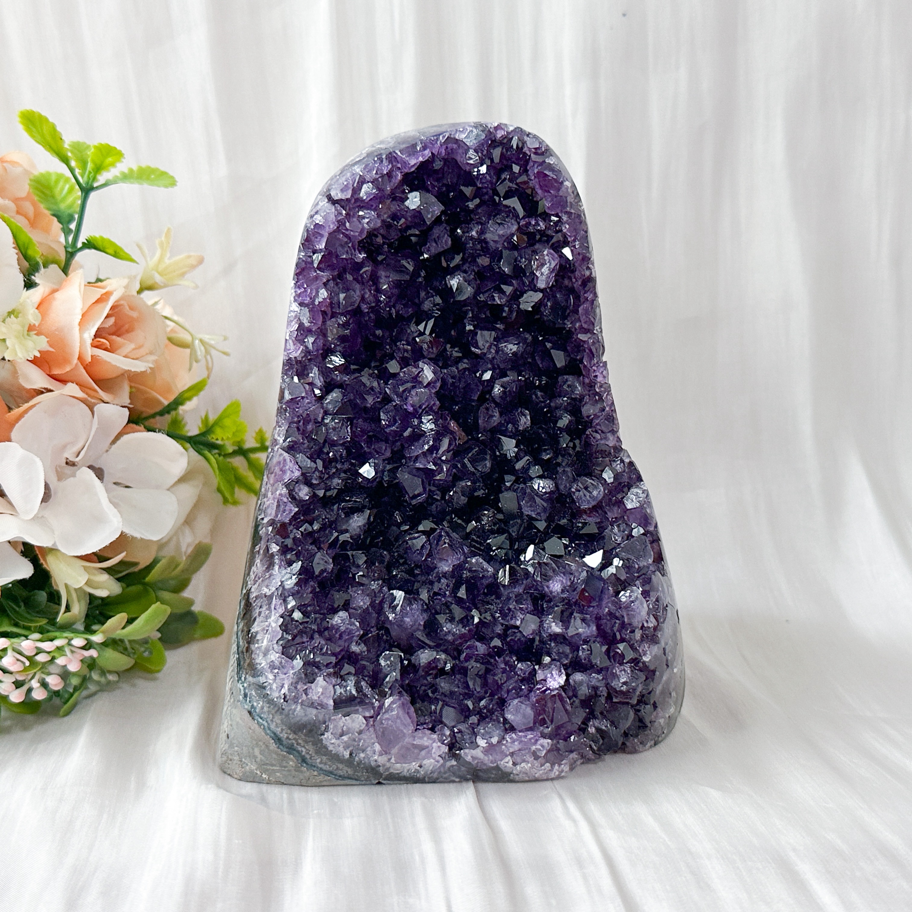 Amethyst Geode - 136mm