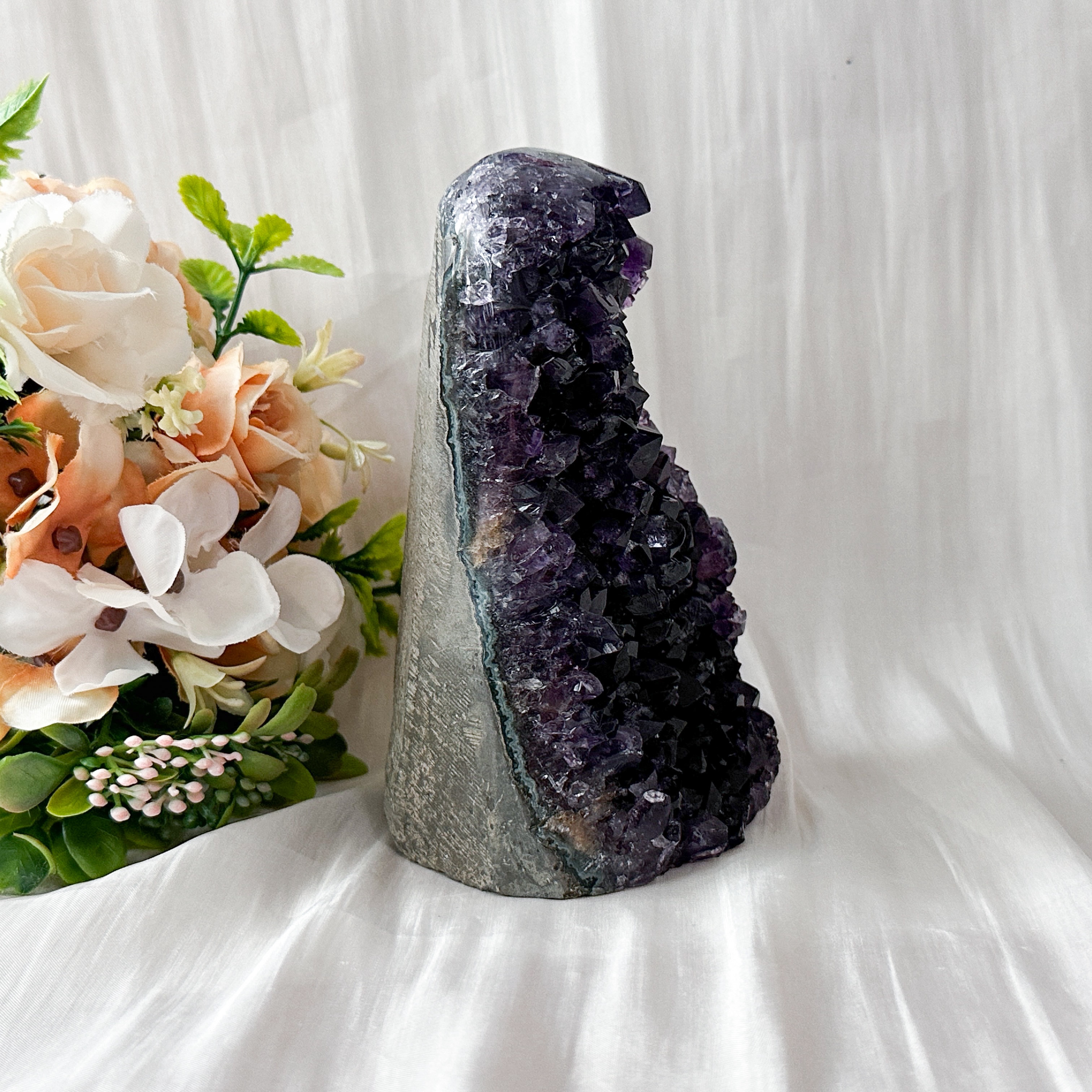 Amethyst Geode - 136mm