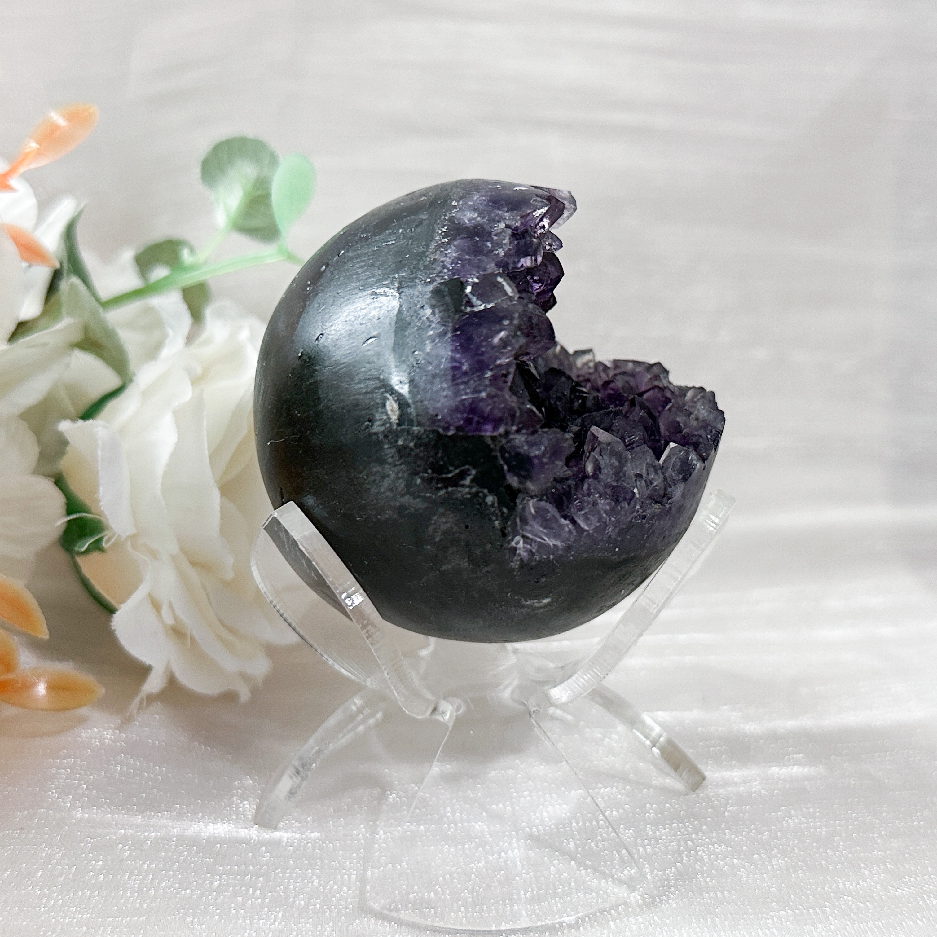 Amethyst Raw Sphere w Sphere Stand