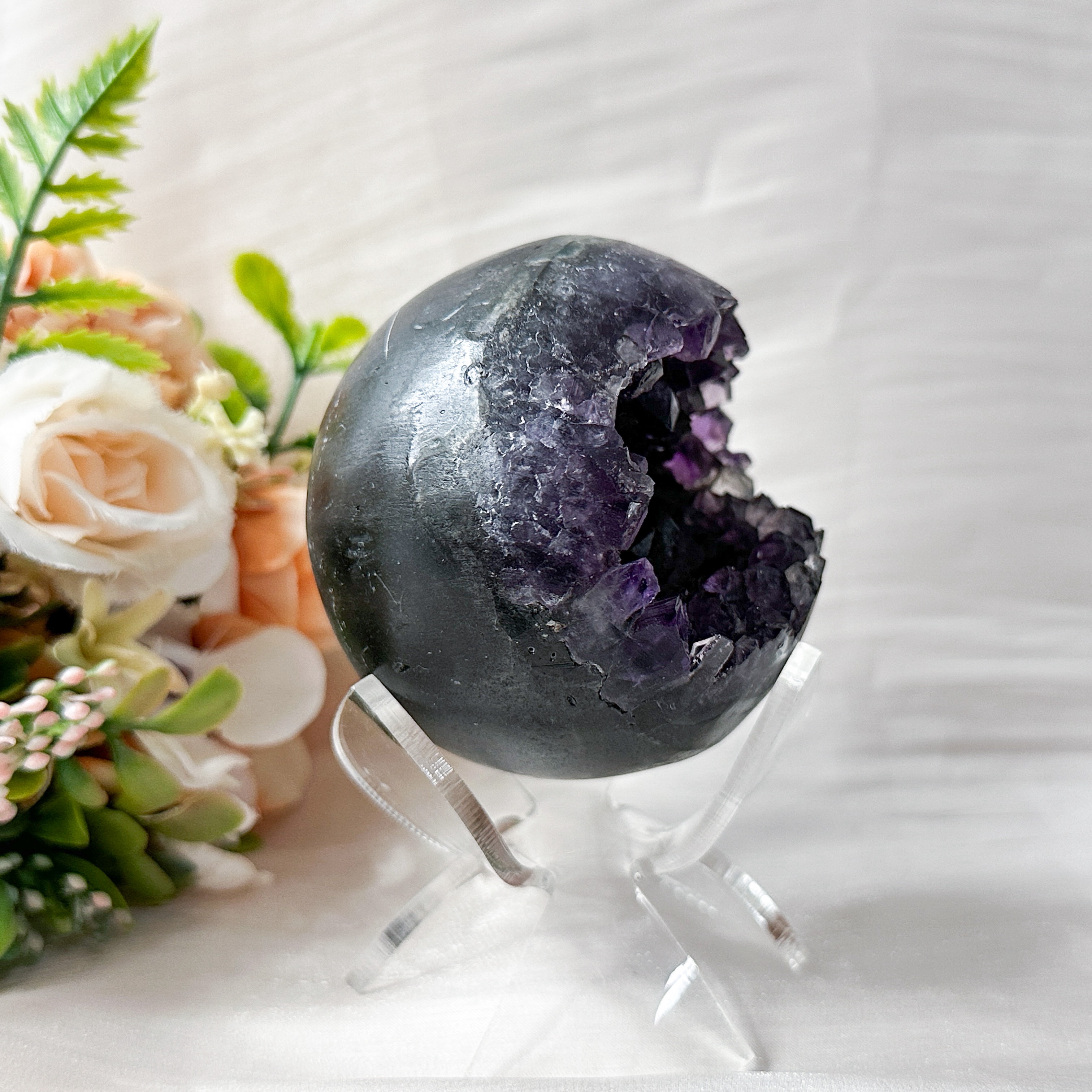Amethyst Raw Sphere w Sphere Stand