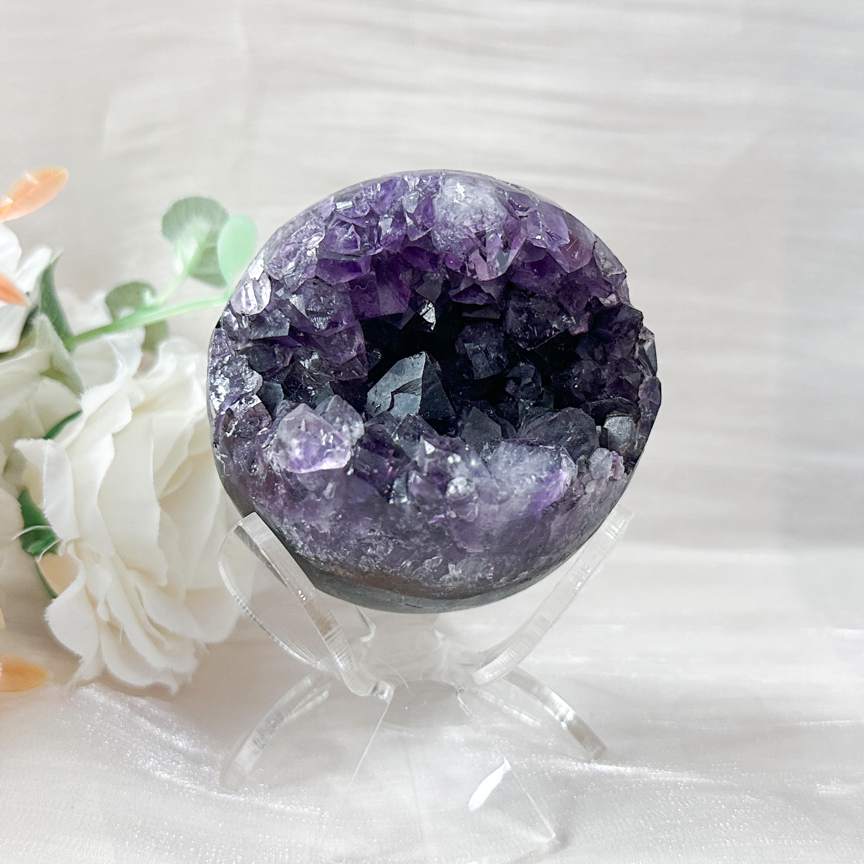 Amethyst Raw Sphere w Sphere Stand