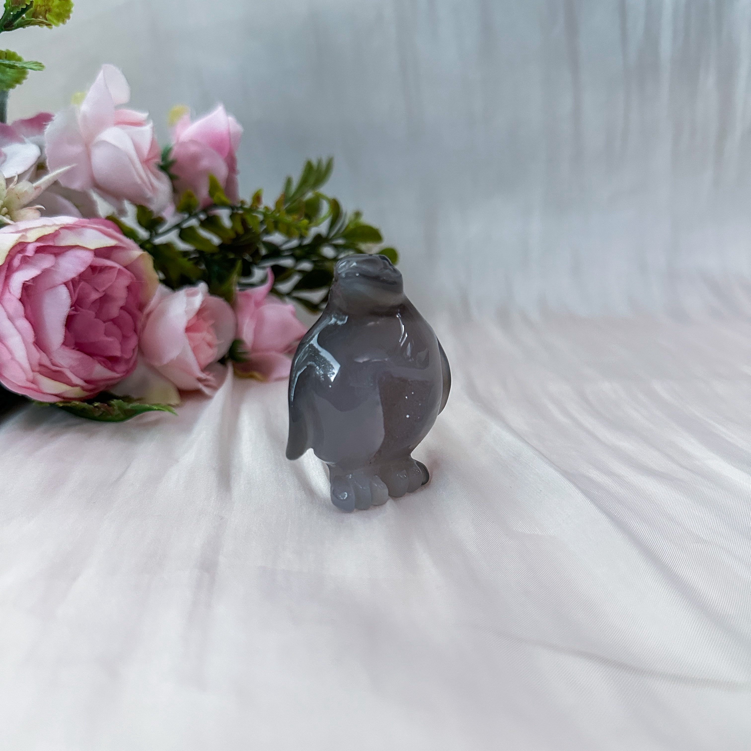 Druzy Agate Penguin (43.6mm)