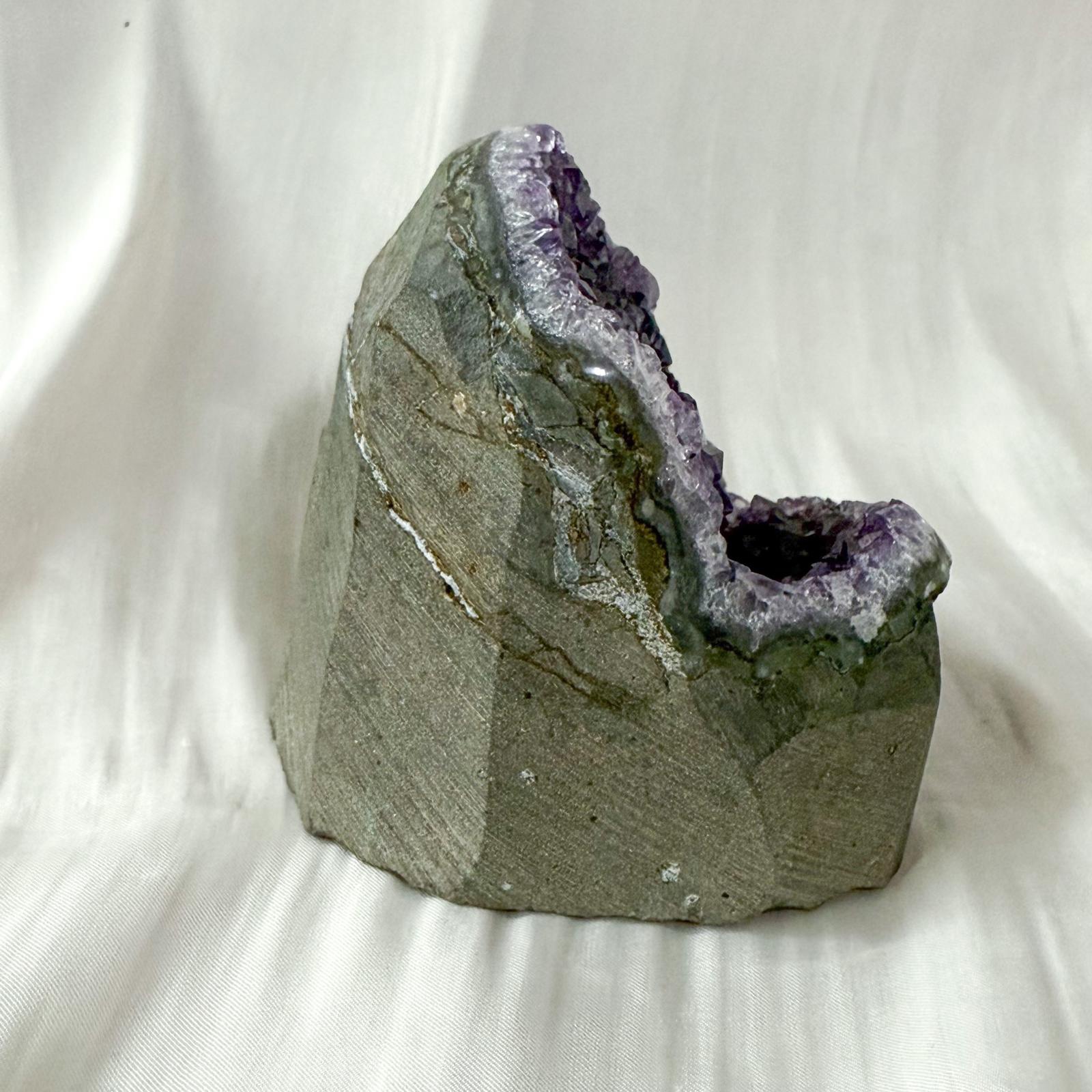 Amethyst Geode - 70mm