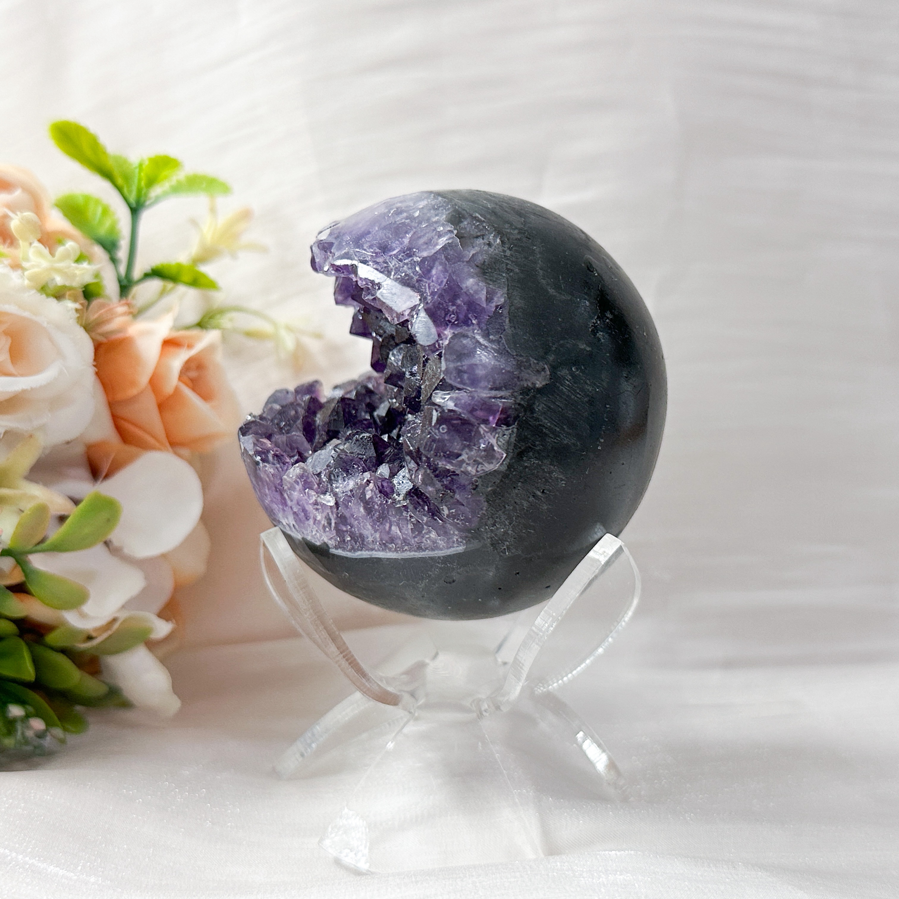 Amethyst Raw Sphere w Sphere Stand