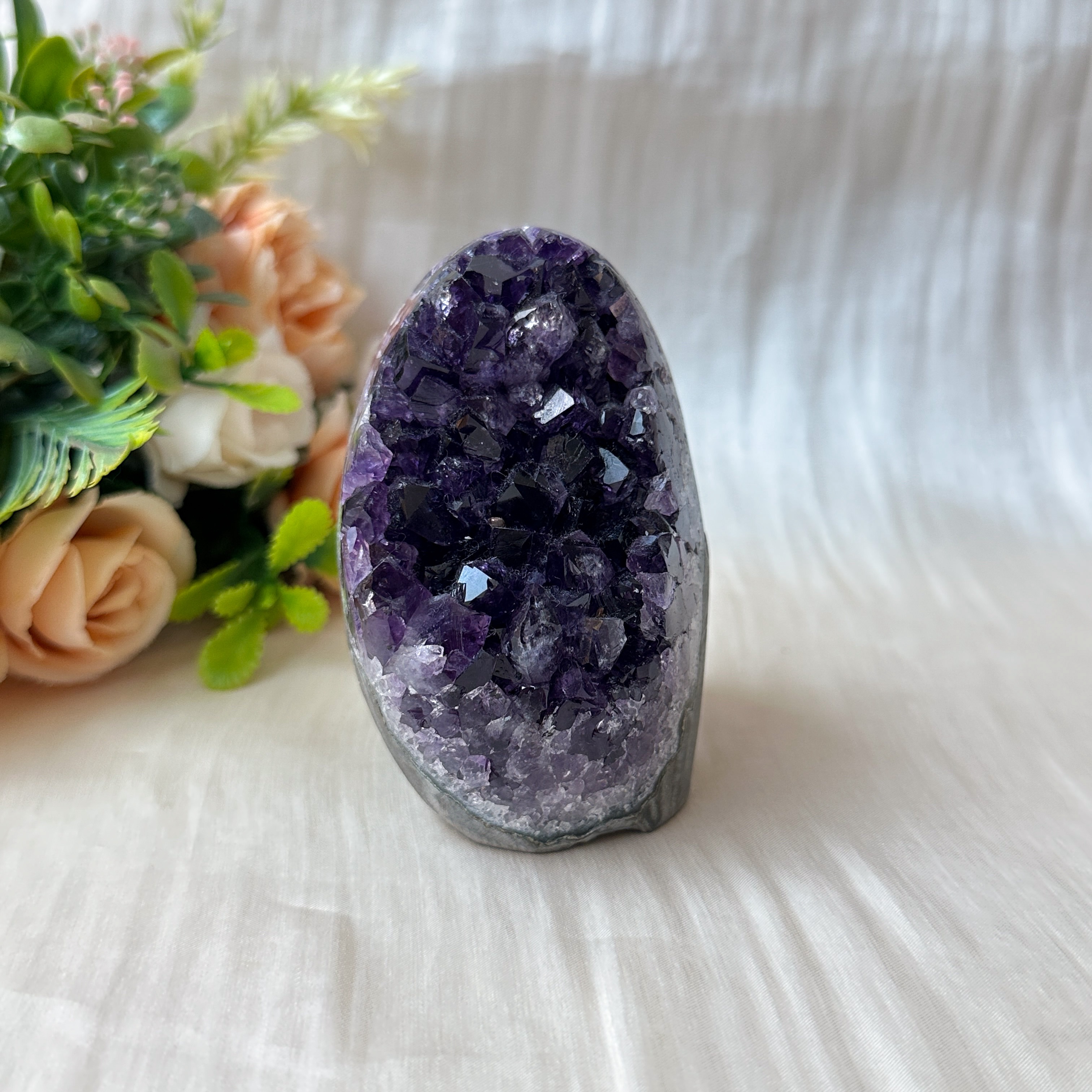 Amethyst Geode - 81.7mm
