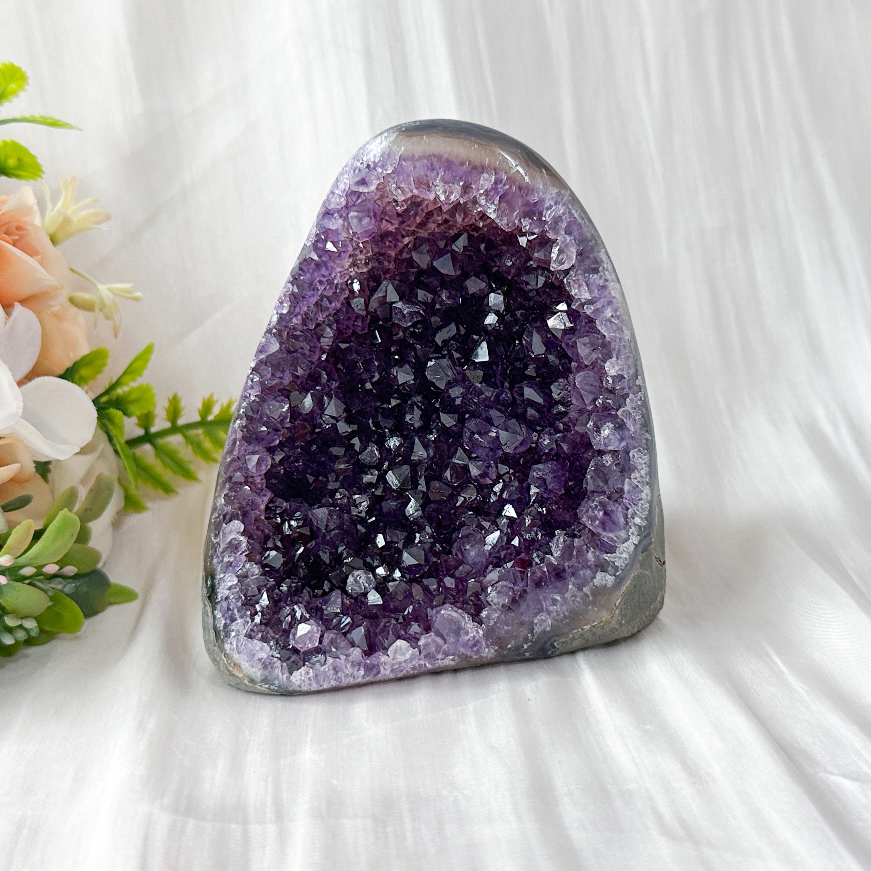 Amethyst Geode - 103mm