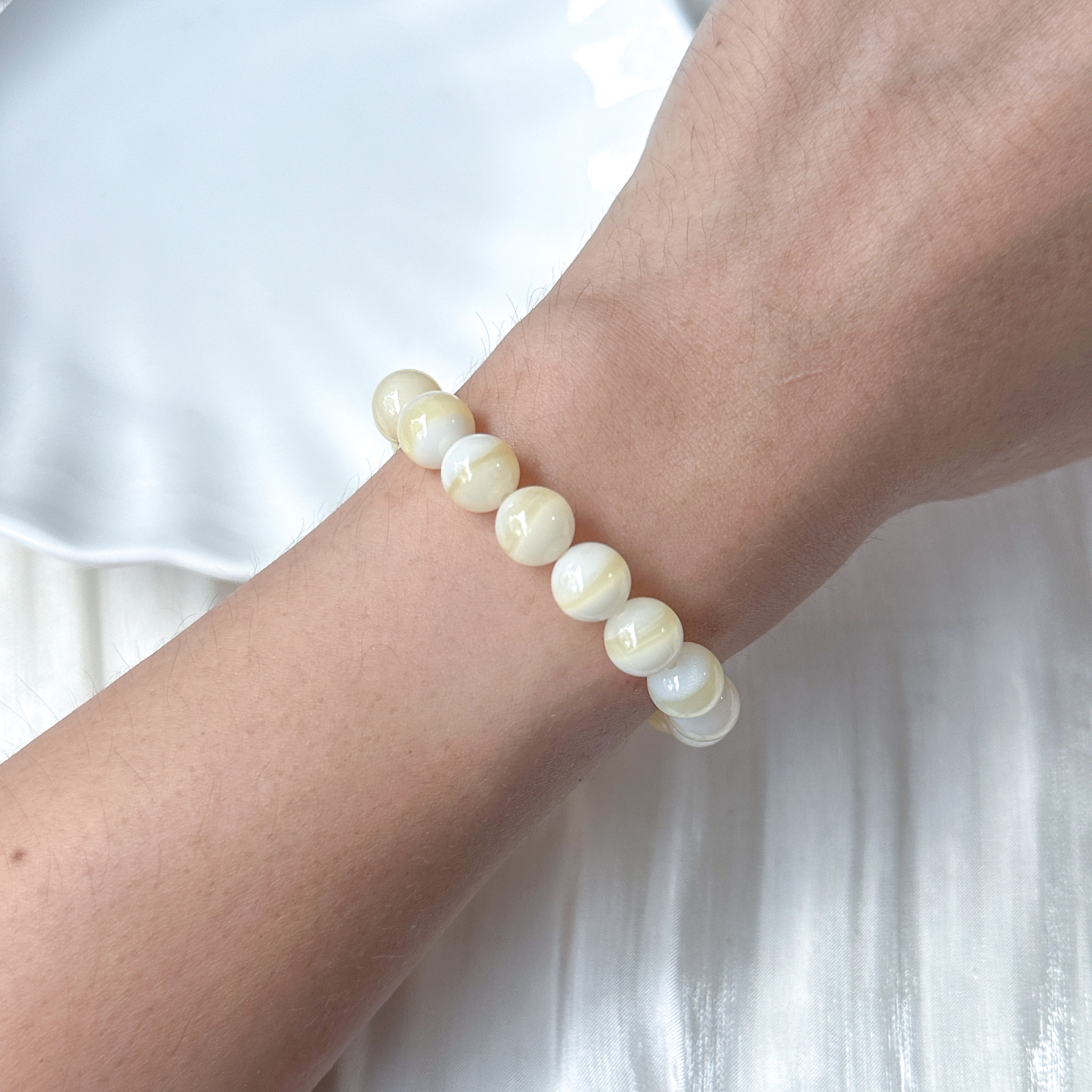 Golden Tridacna Gigas 8mm AA Bracelet