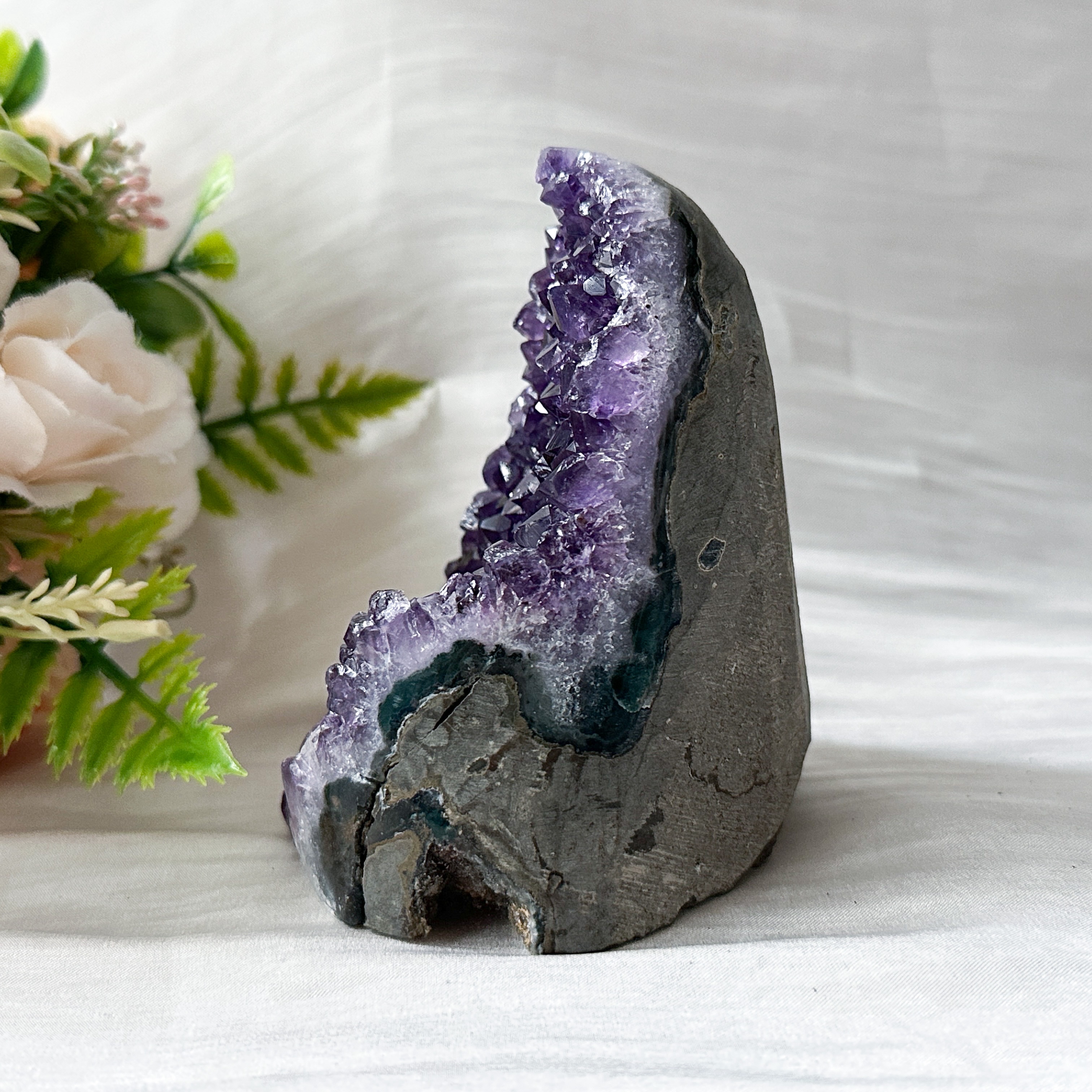 Amethyst Geode - 92mm