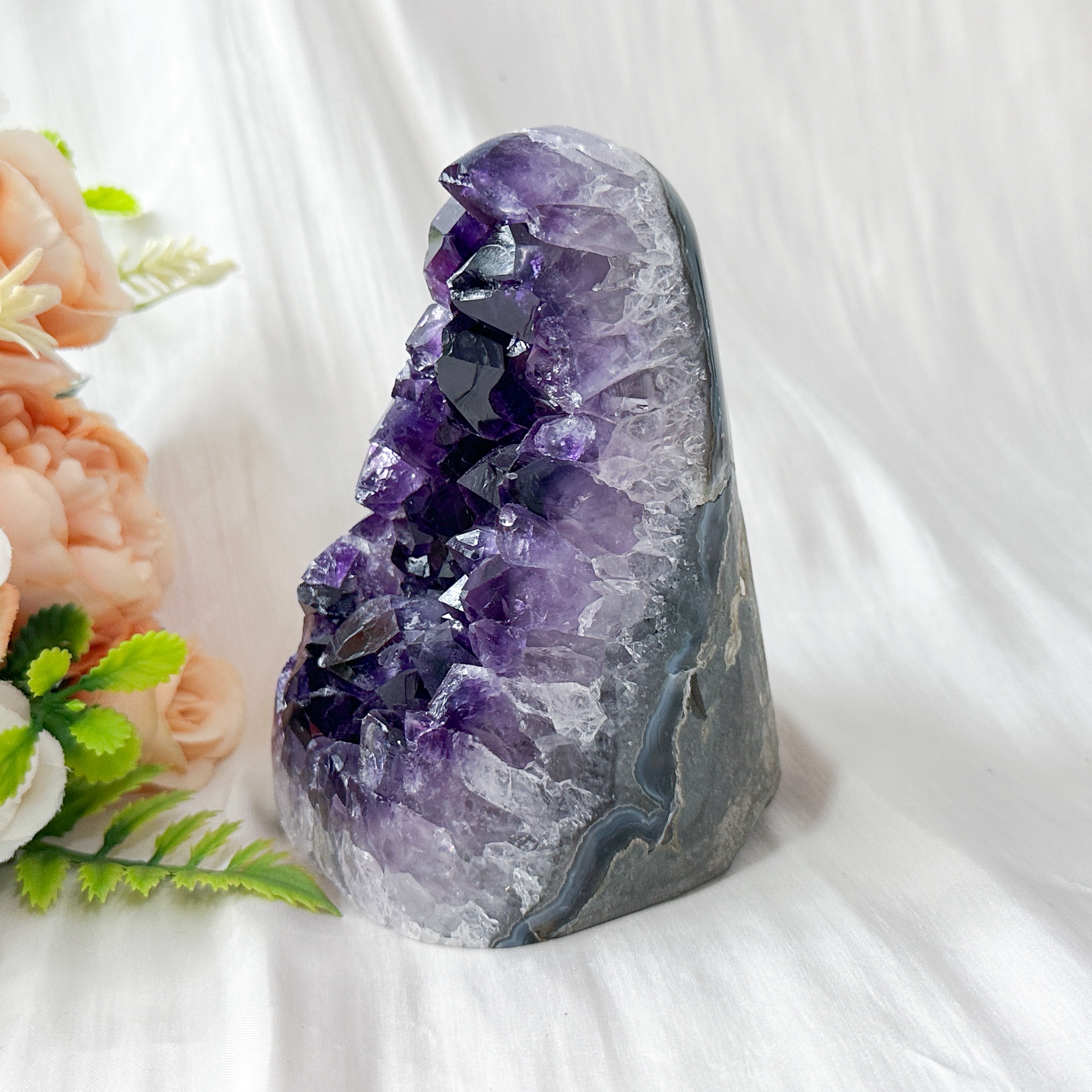 Amethyst Geode - 111mm