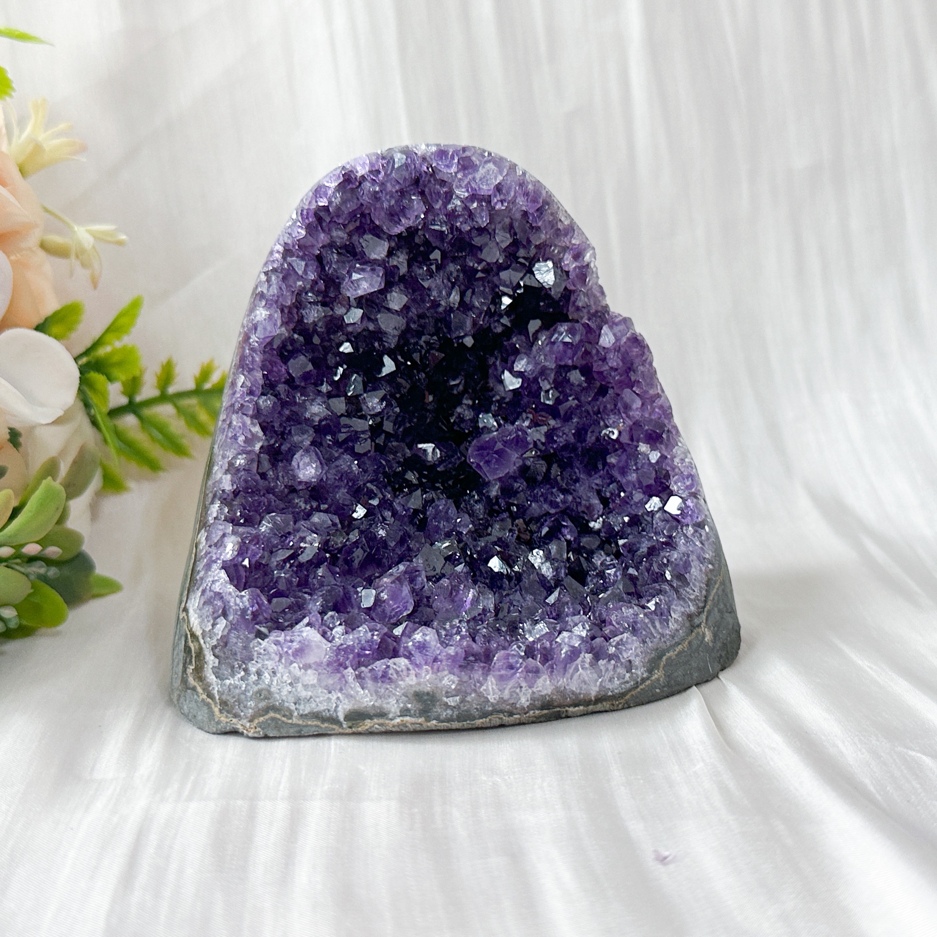 Amethyst Geode - 87mm