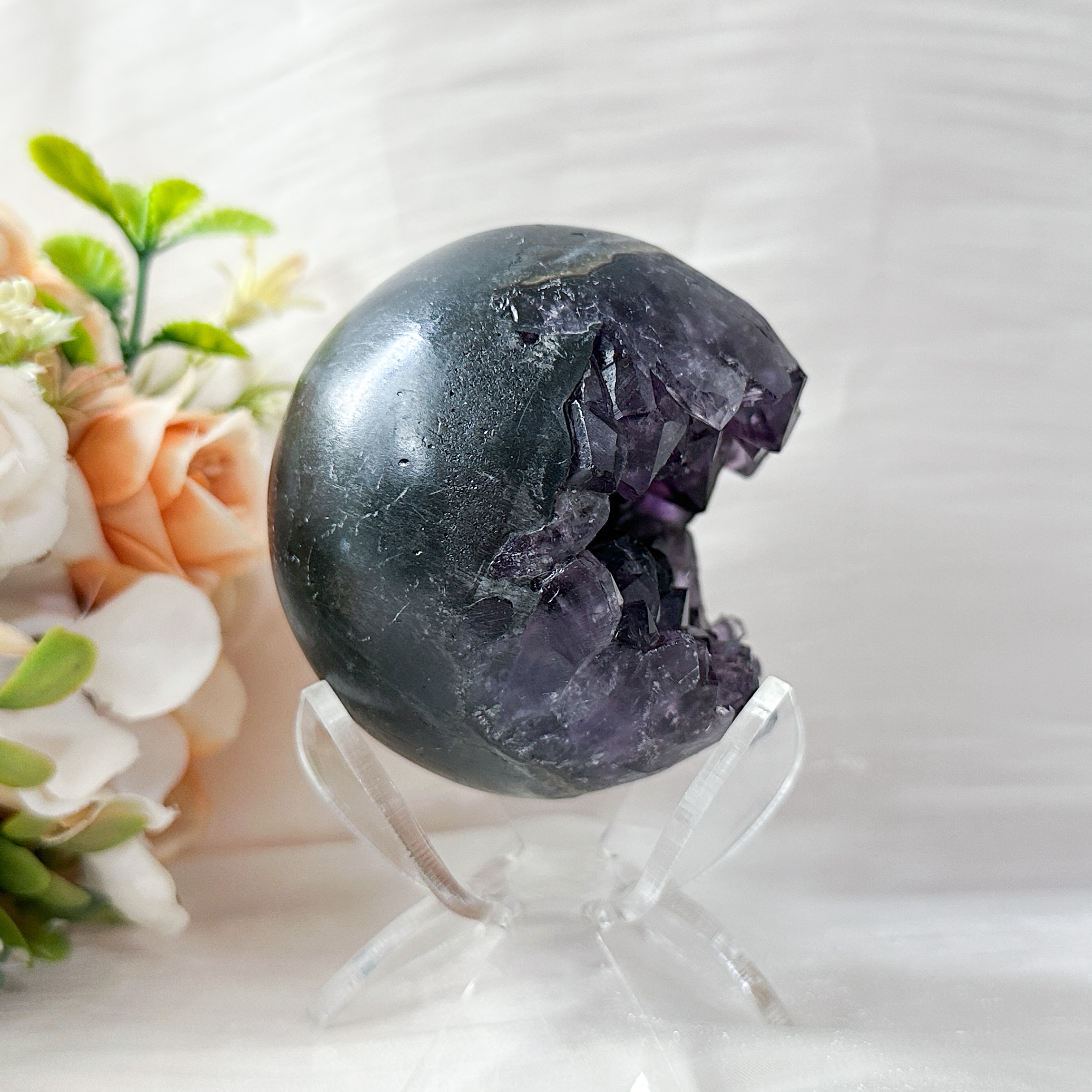 Amethyst Raw Sphere w Sphere Stand