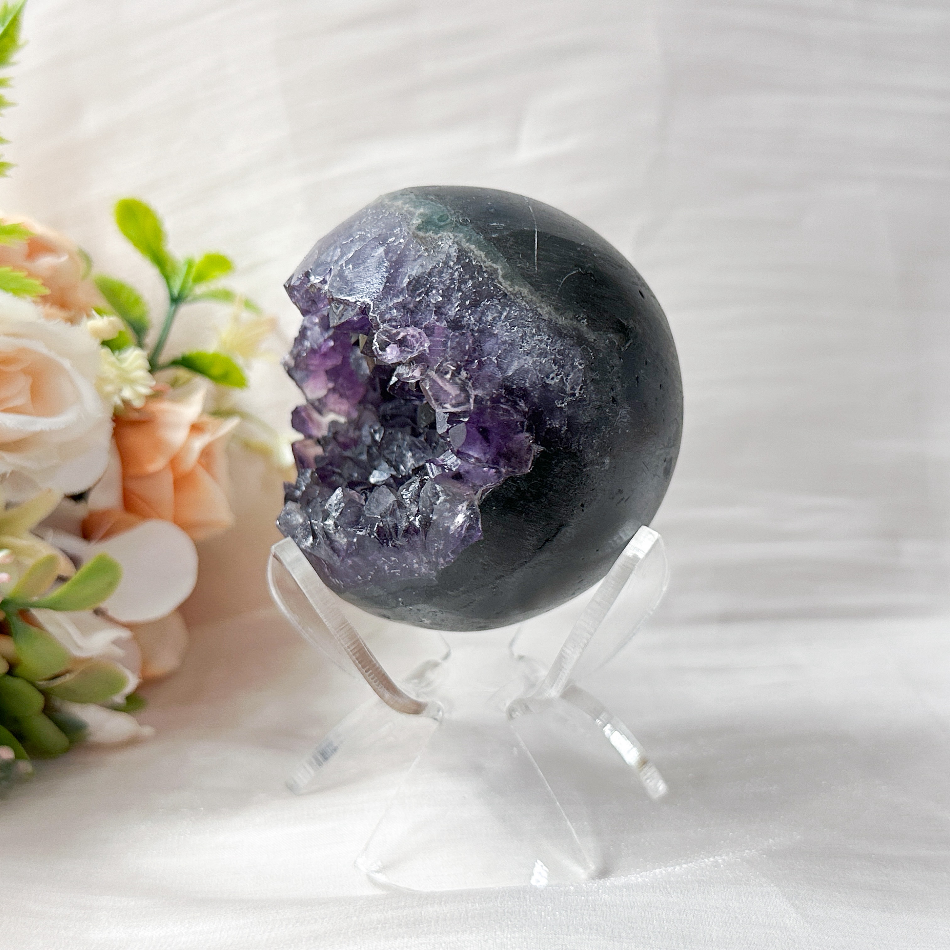 Amethyst Raw Sphere w Sphere Stand