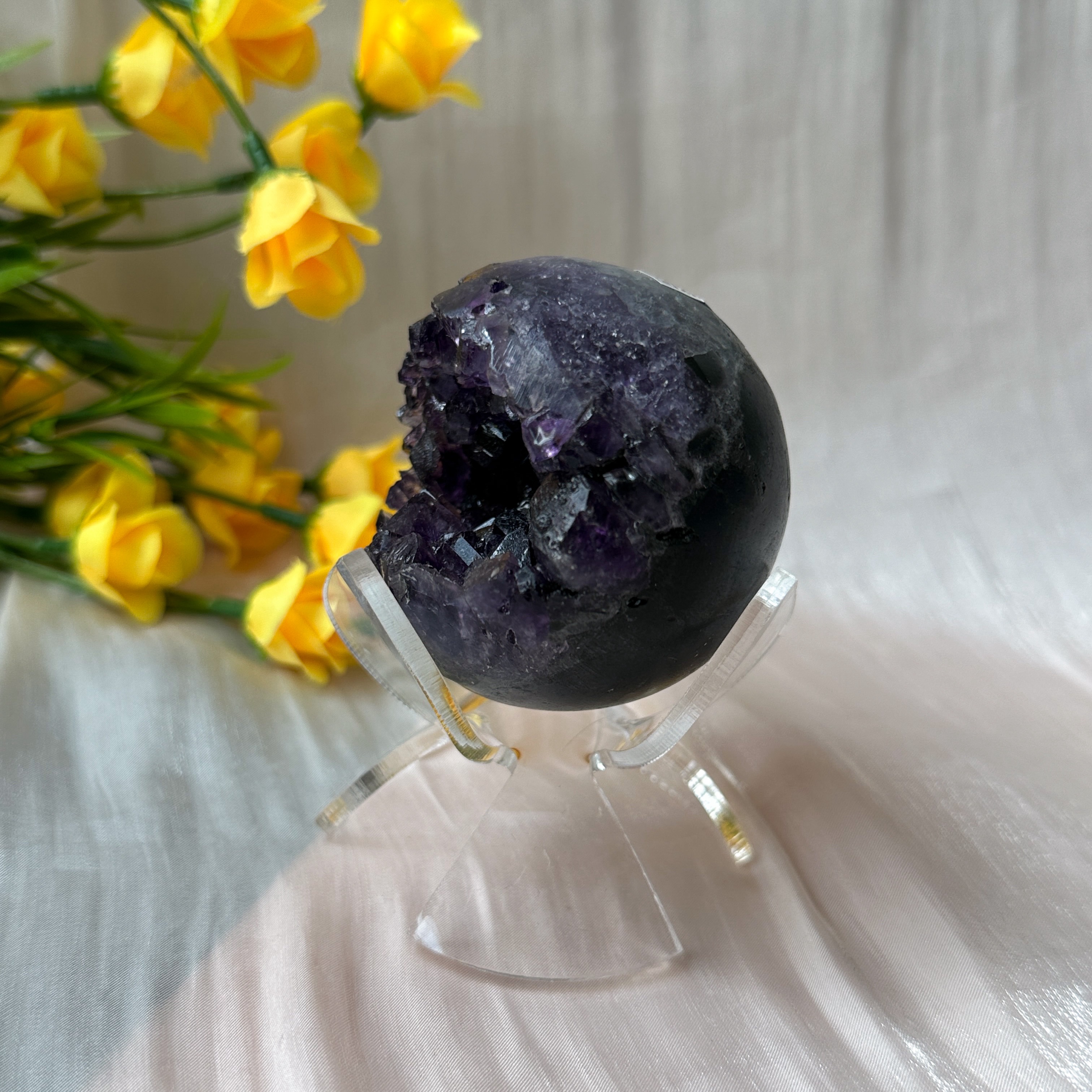 Amethyst Raw Sphere w Sphere Stand