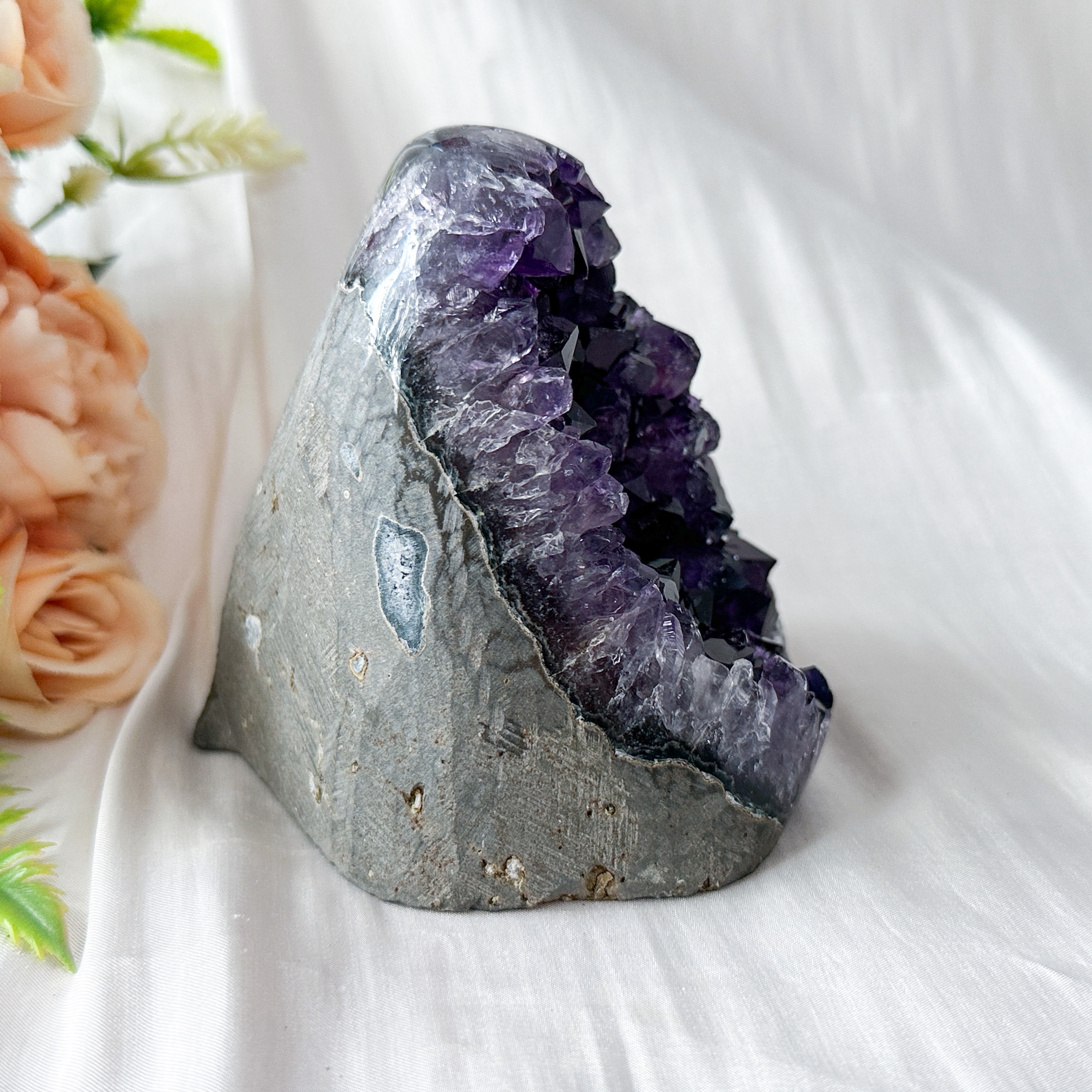Amethyst Geode - 87mm