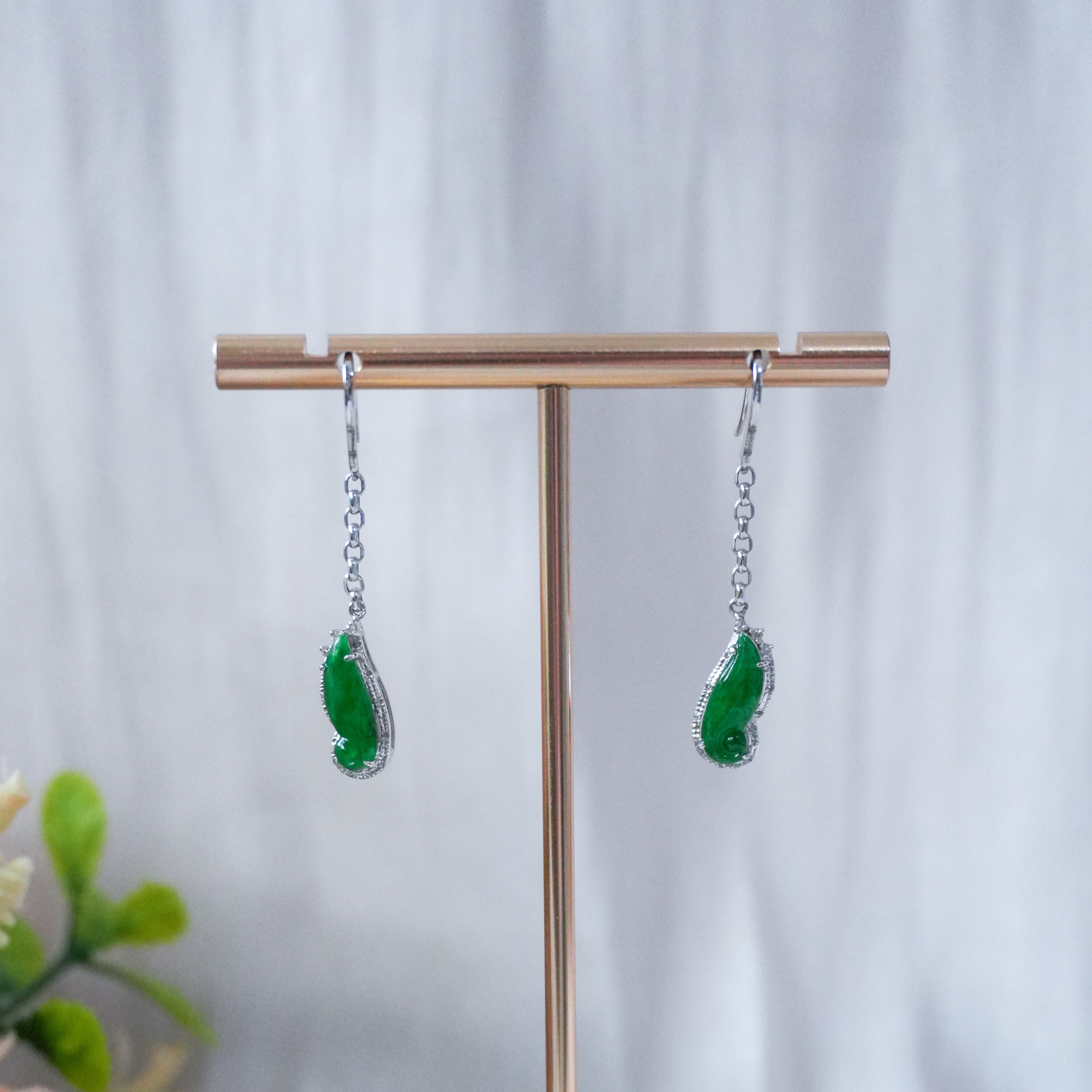 Grade A Feicui Jade Ruyi Earrings - WG / Dia - CMMM