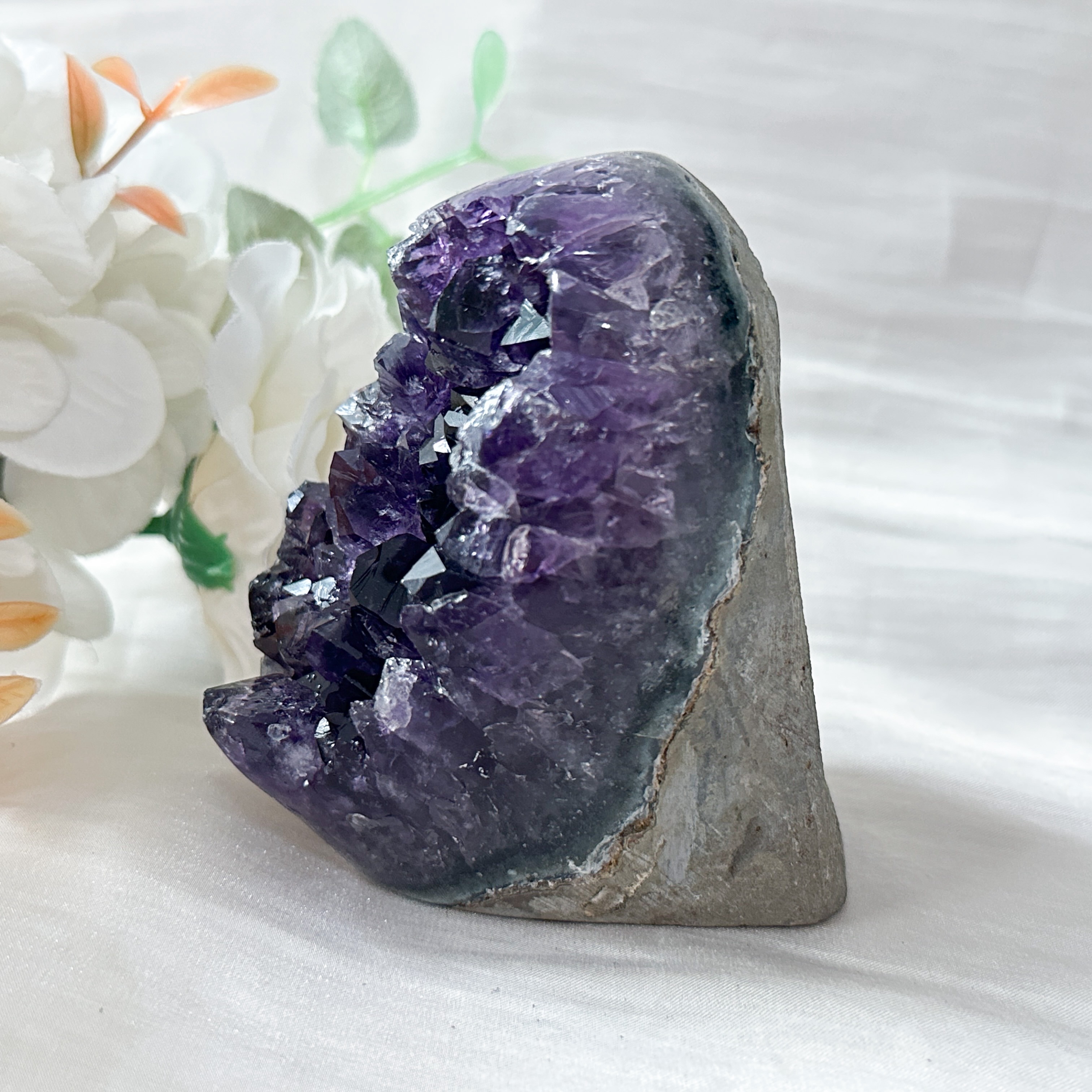 Amethyst Geode - 83mm