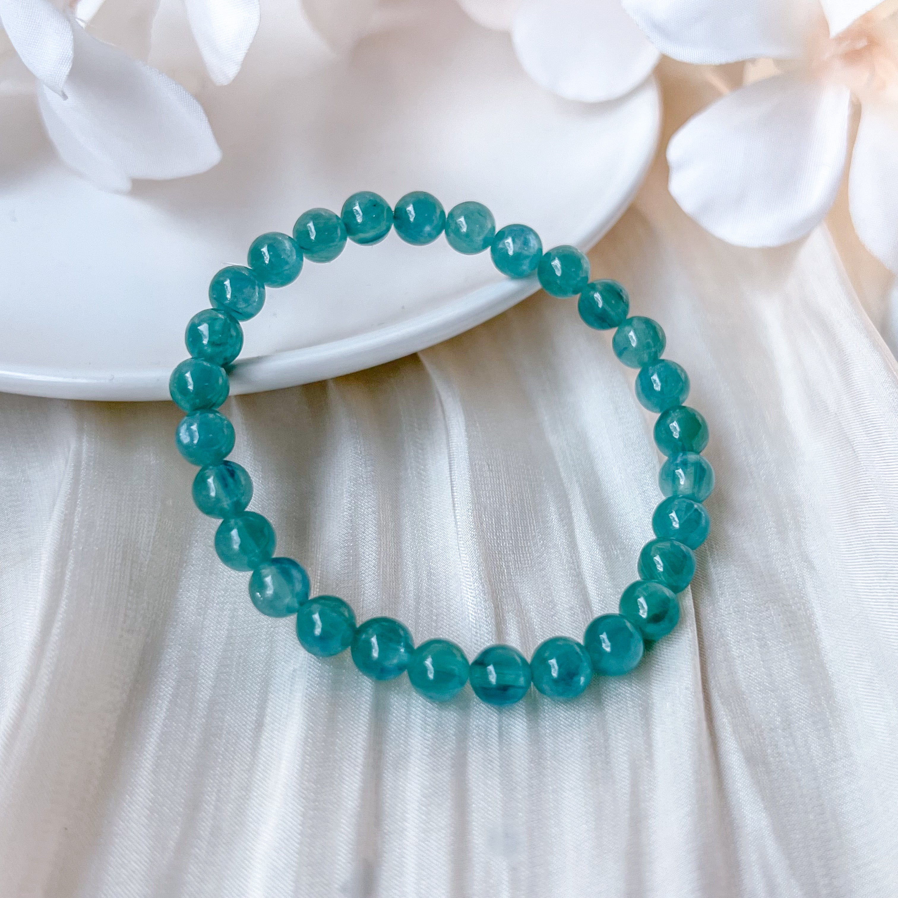 Green Kyanite 8mm Bracelet