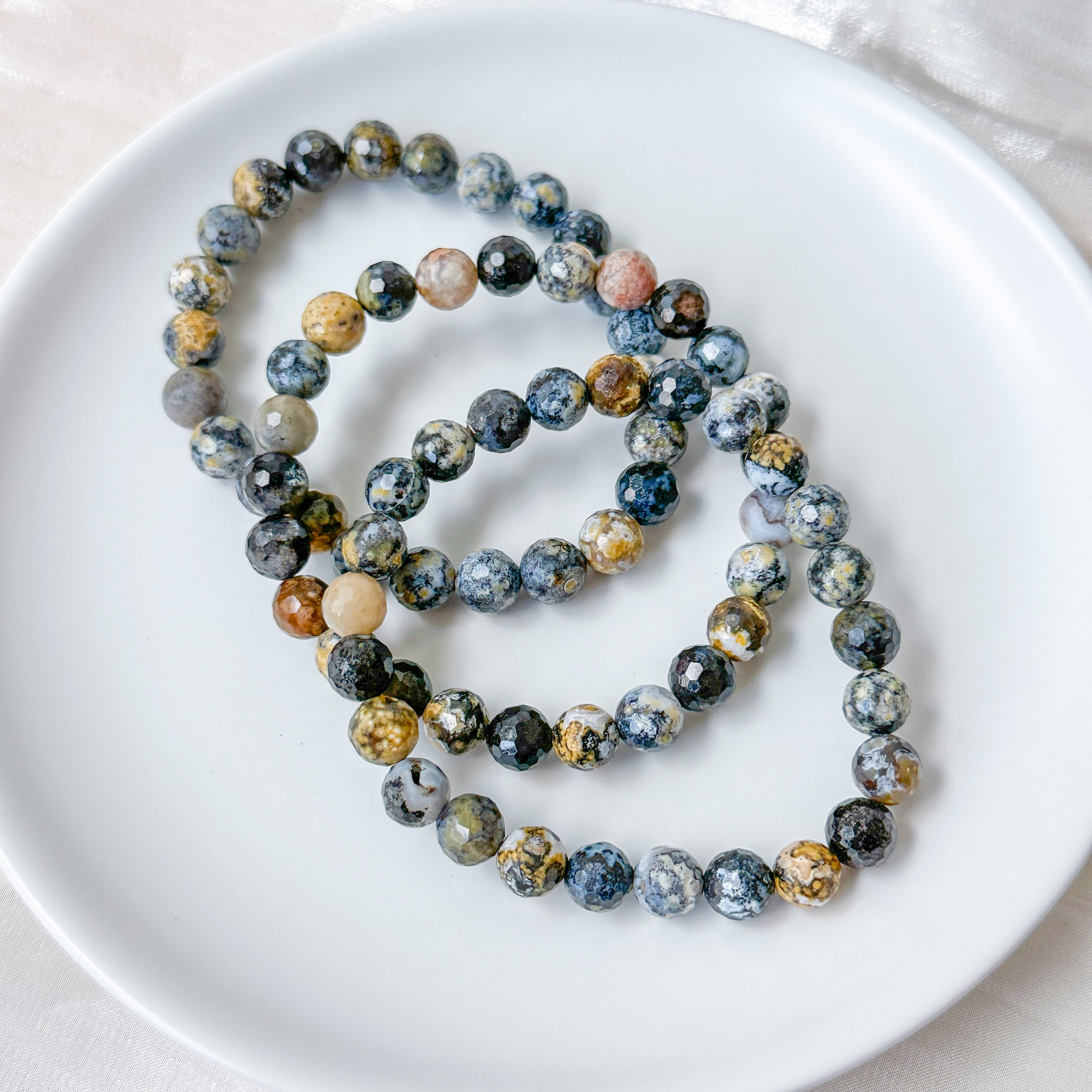Moonwalk Ocean Jasper 8mm Cut Bracelet