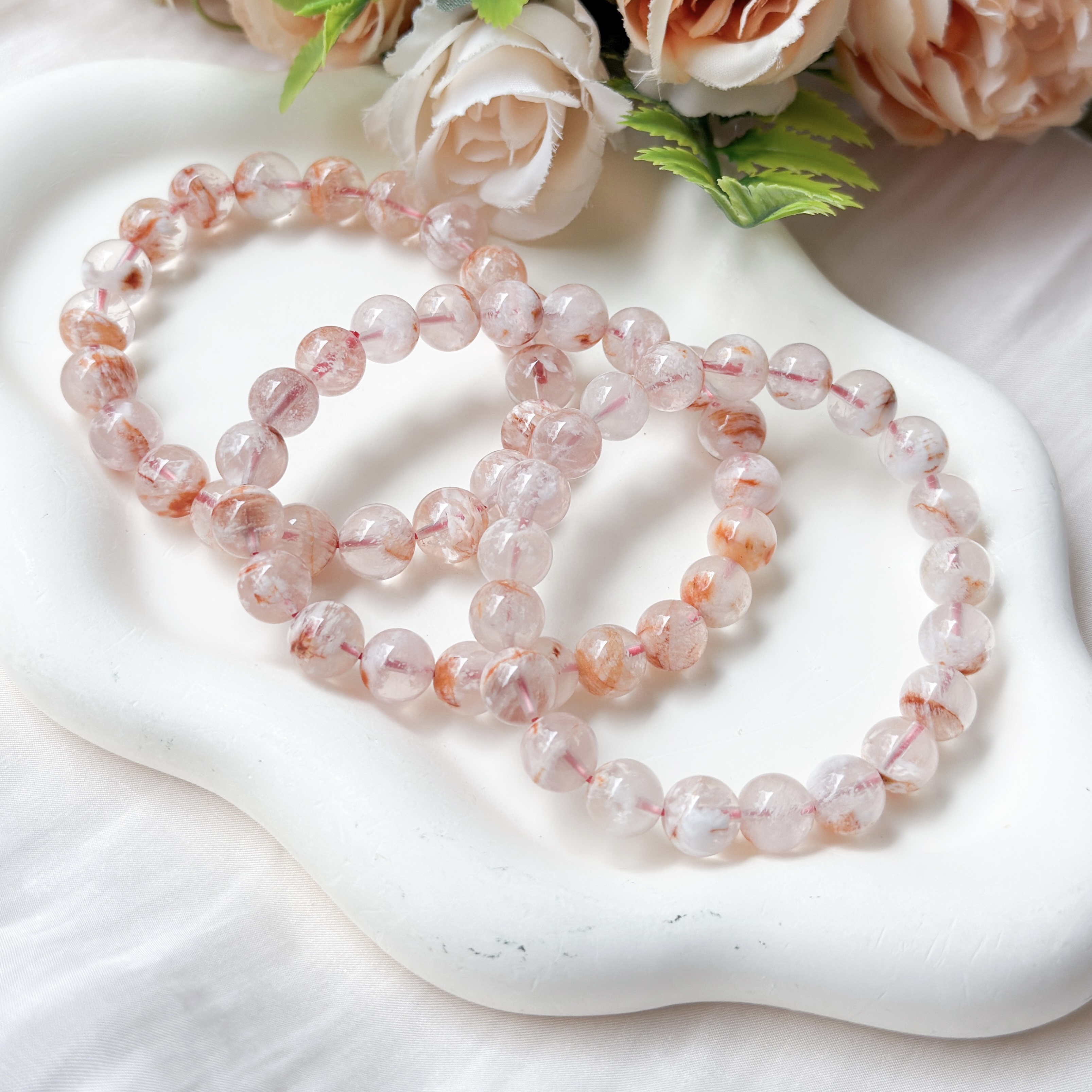 Scarlet Snow Phantom 9-10mm AAA+ Bracelet