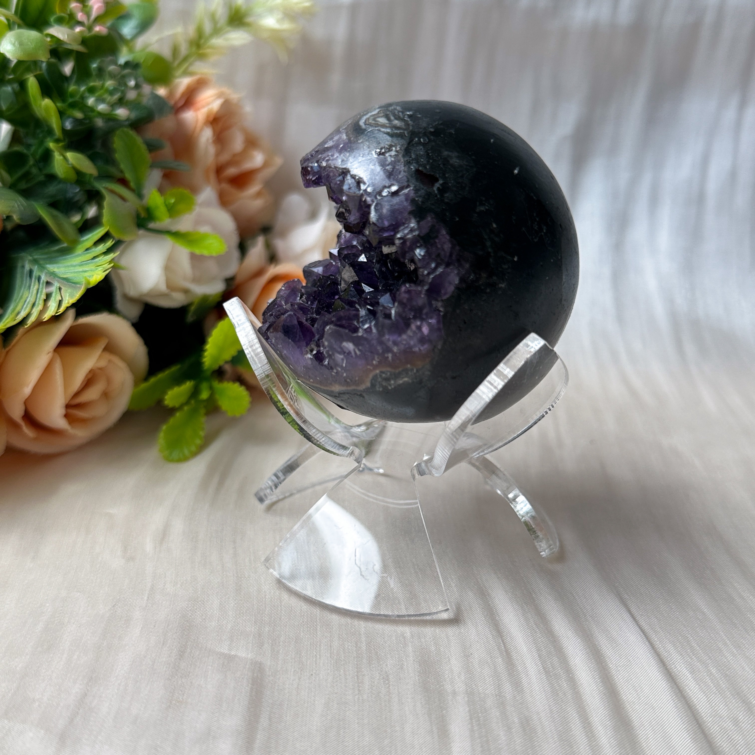Amethyst Raw Sphere w Sphere Stand