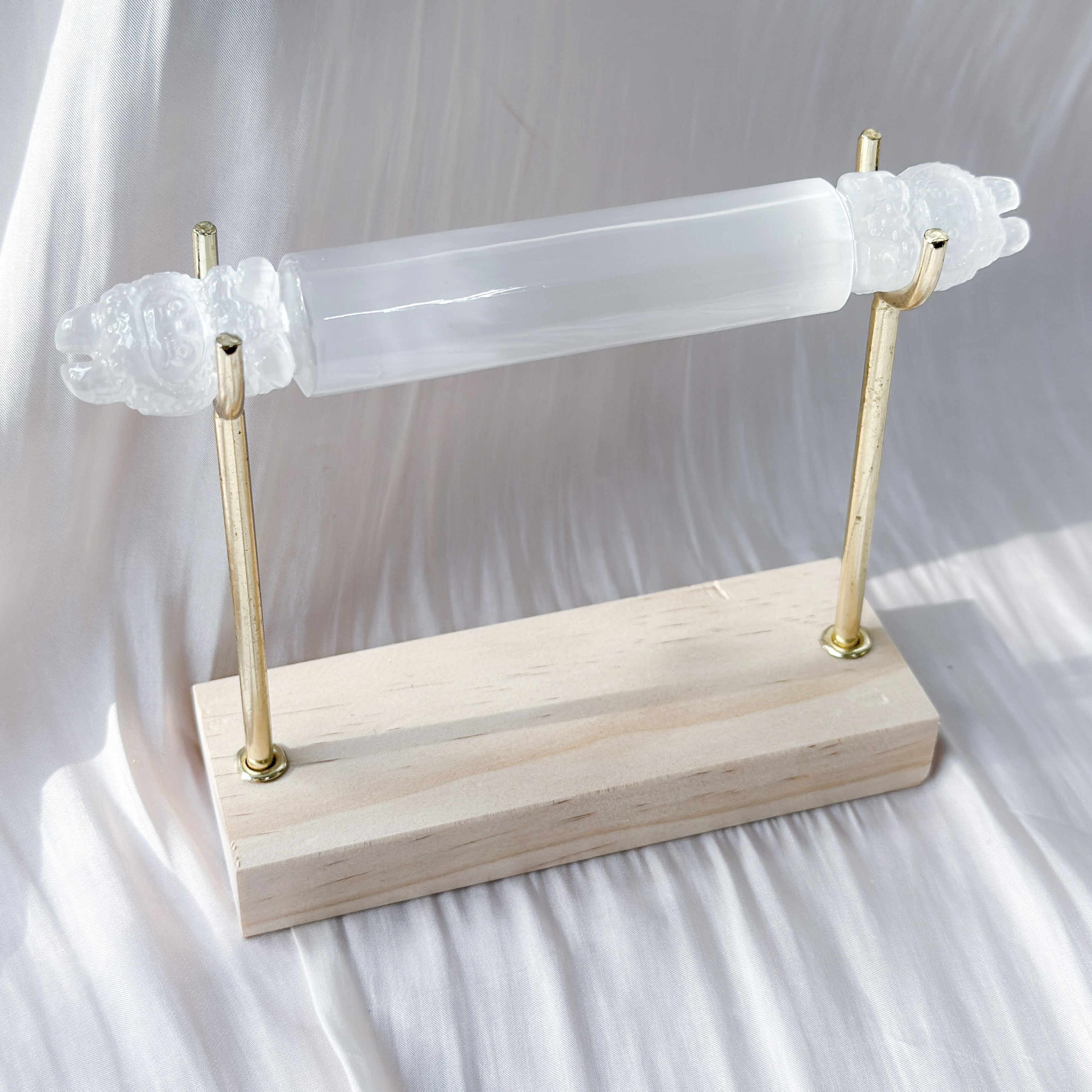 Selenite Labubu Rod Stand