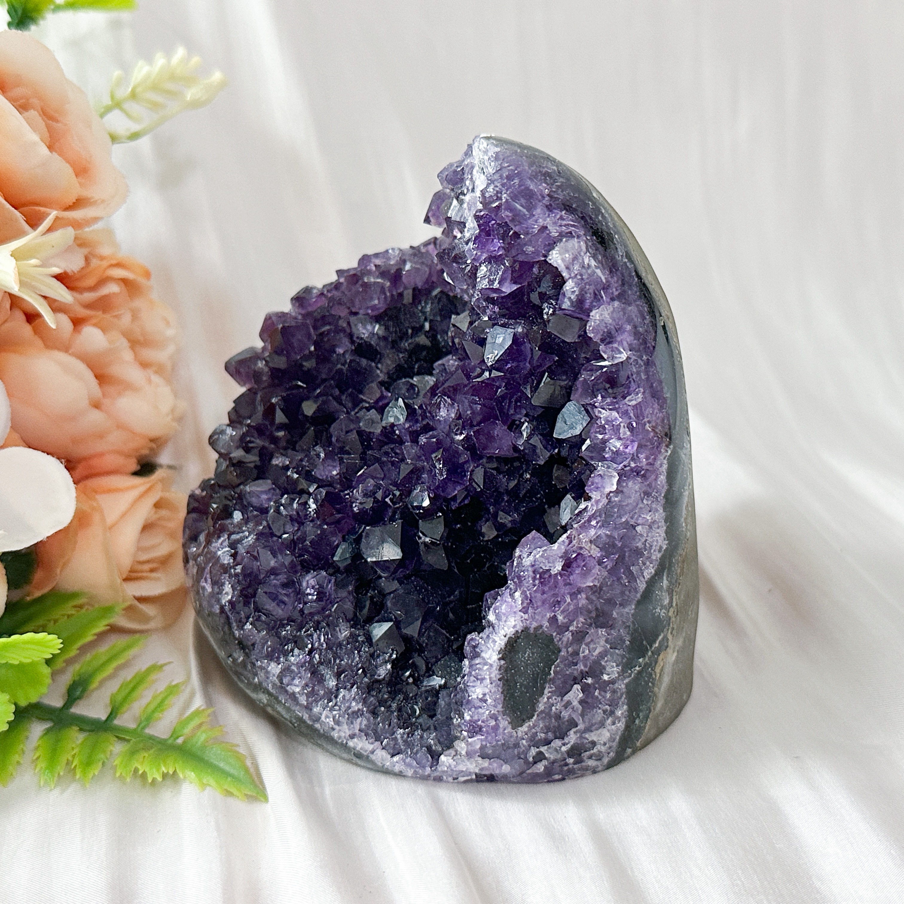 Amethyst Geode - 95mm