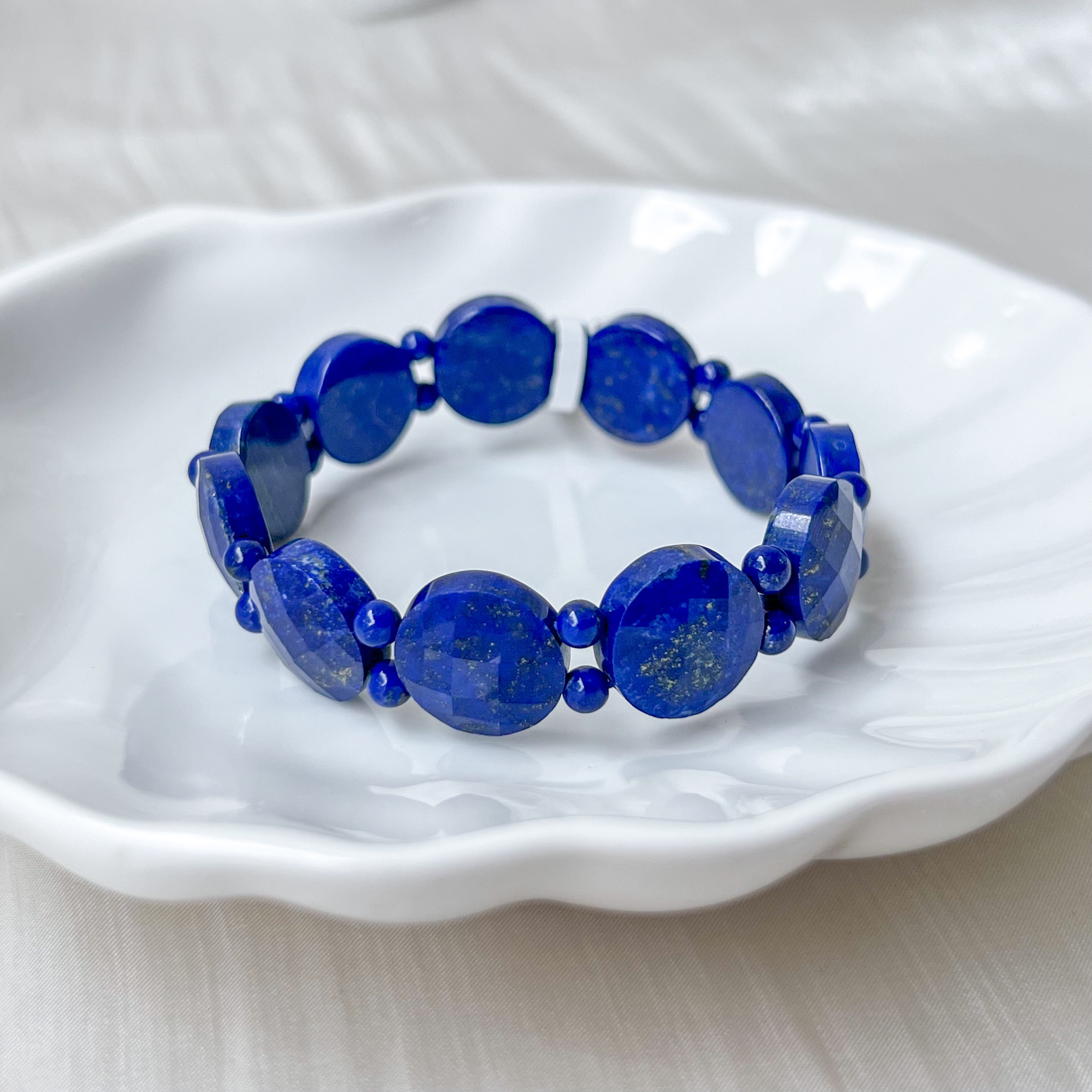 Lapis Lazuli Flat Round Cut Bracelet