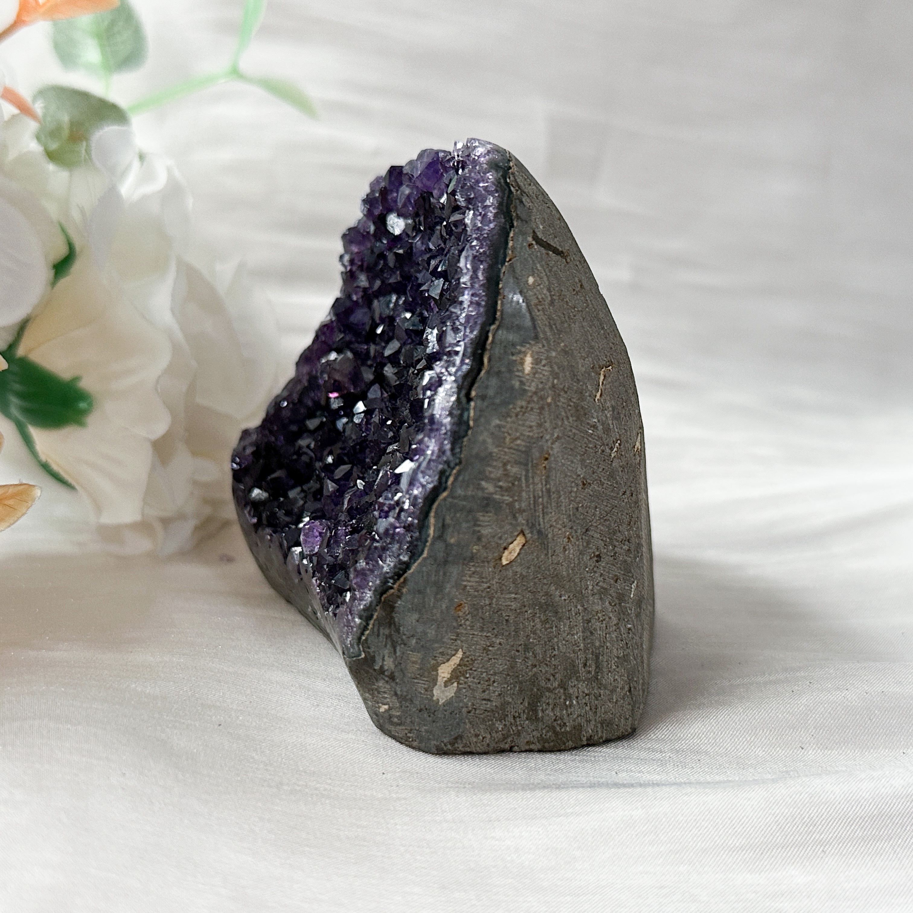 Amethyst Geode - 72mm