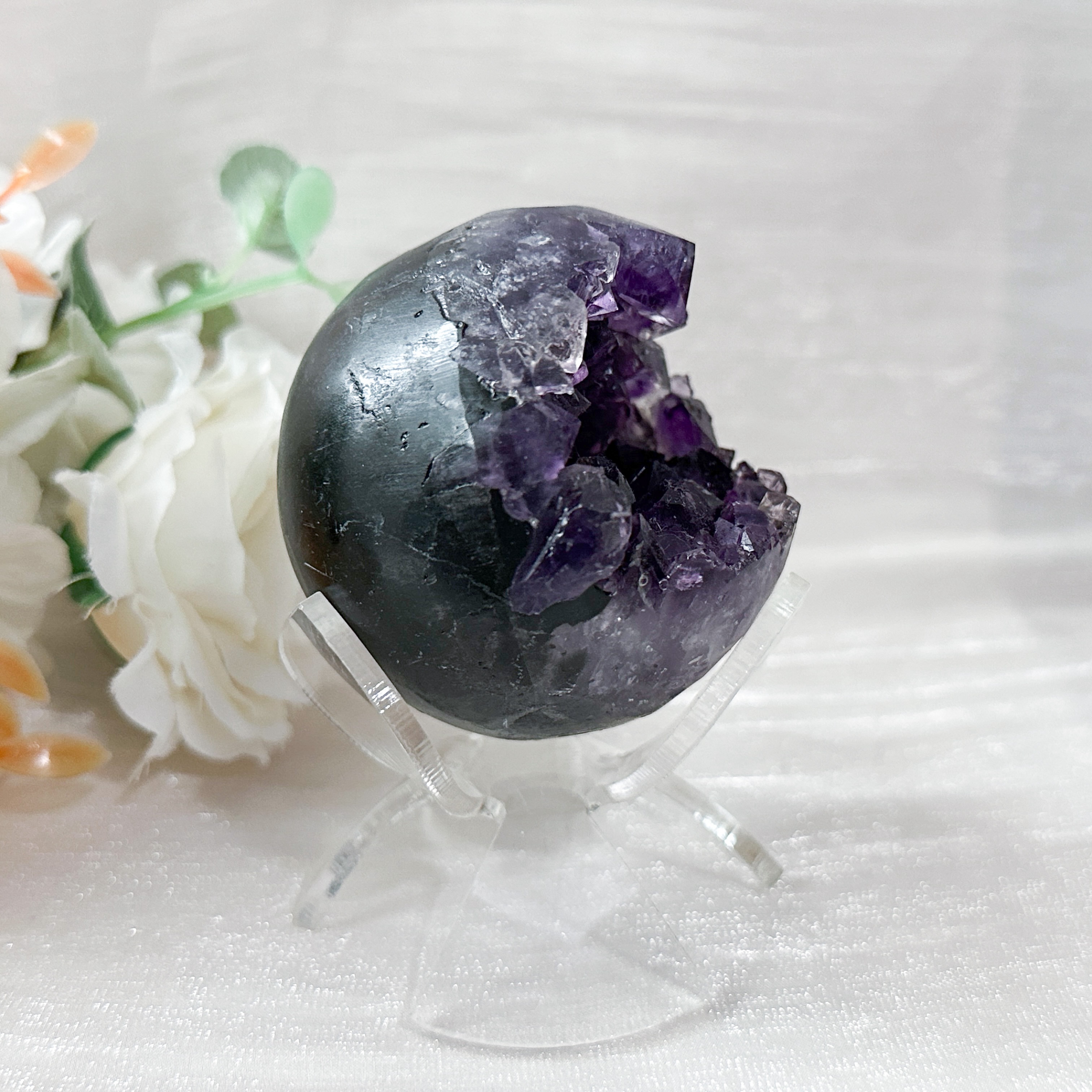 Amethyst Raw Sphere w Sphere Stand