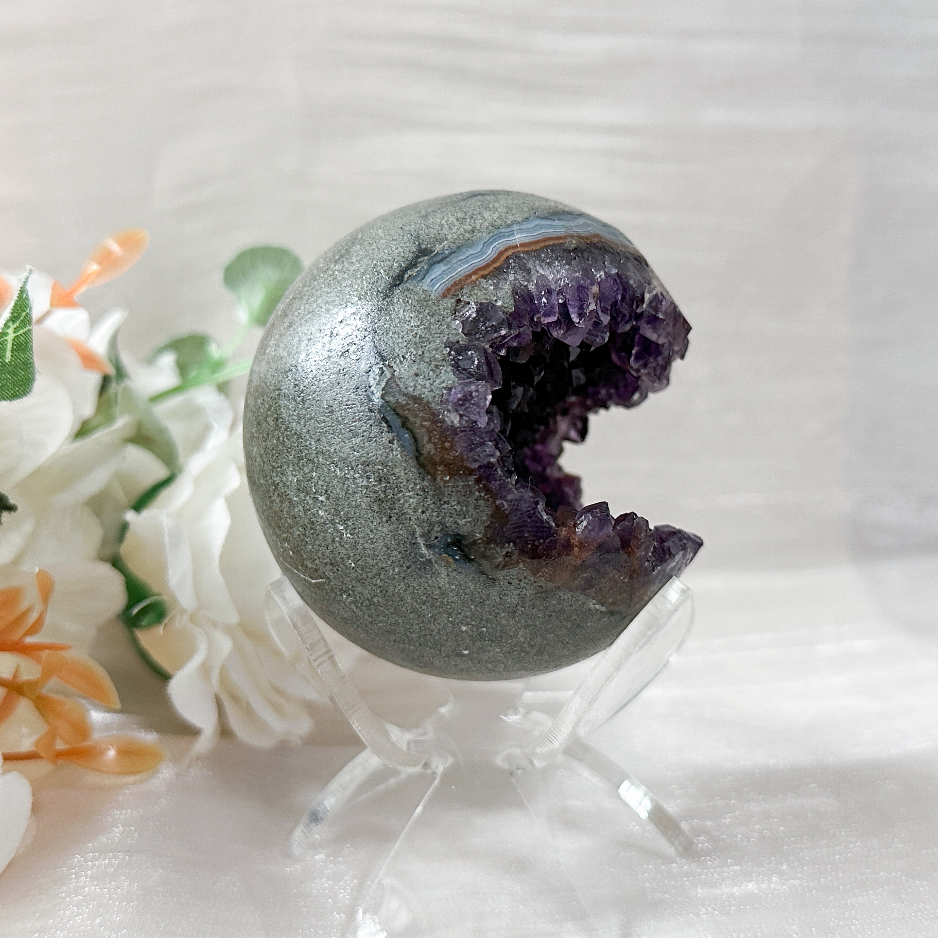 Amethyst Raw Sphere w Sphere Stand