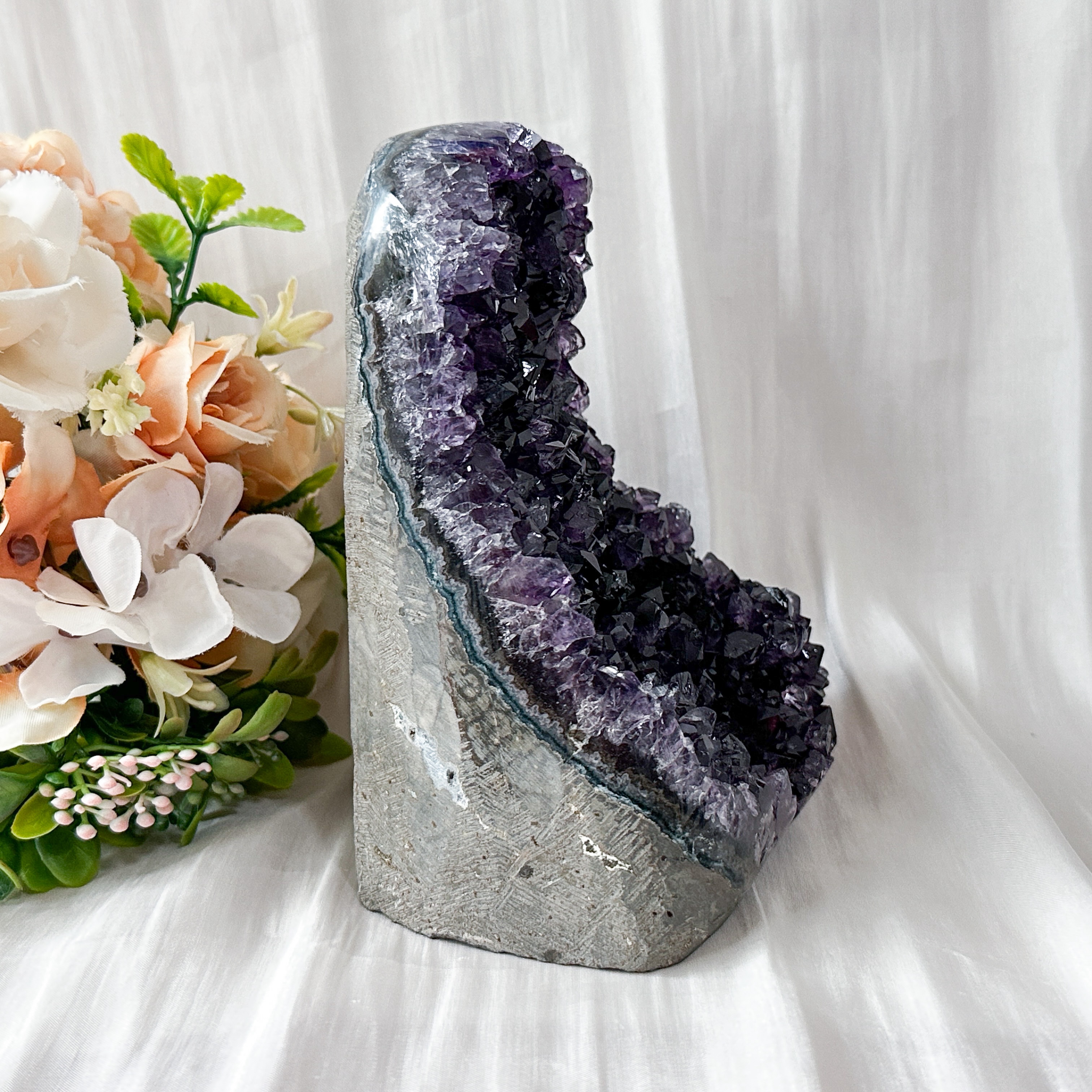 Amethyst Geode - 136mm