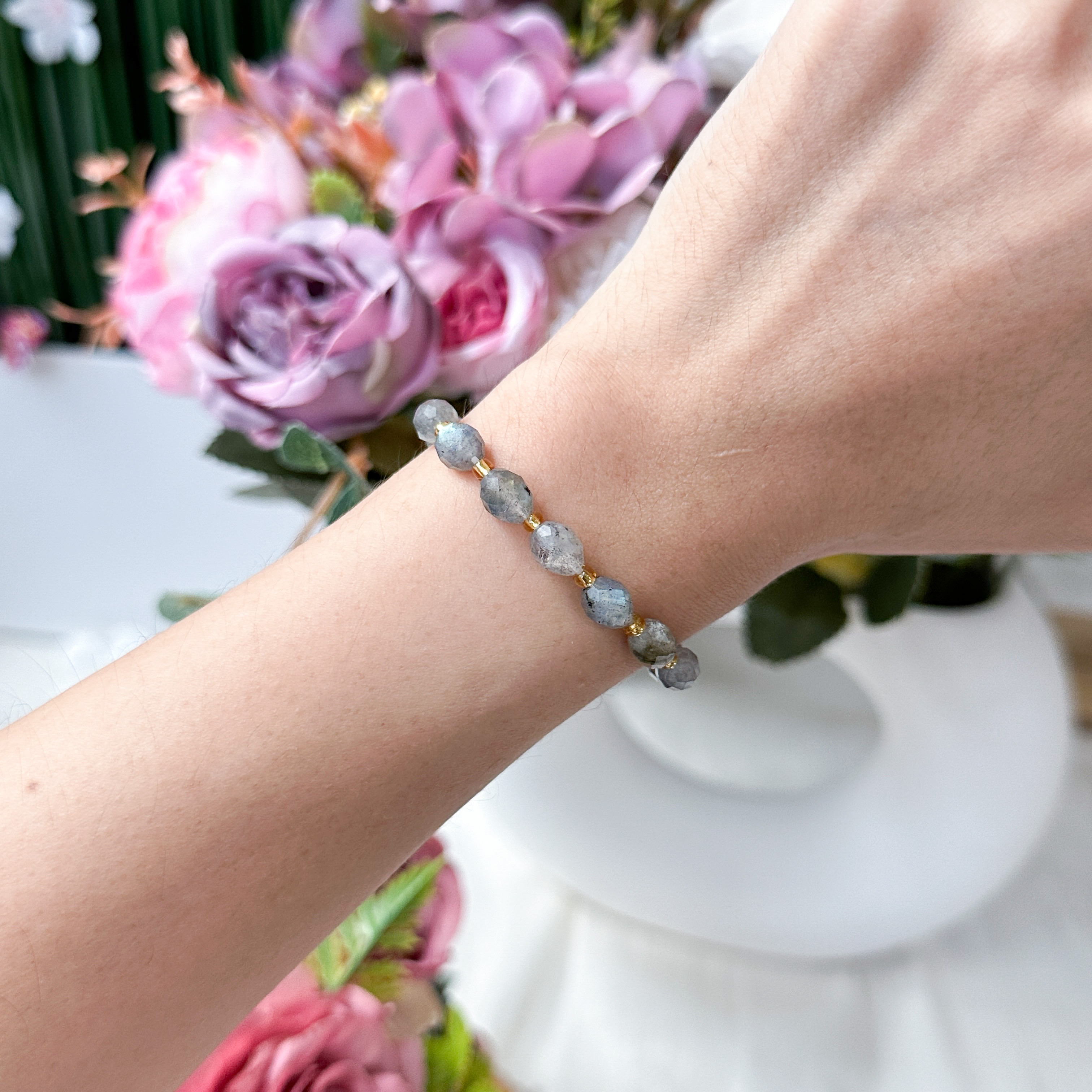 Labradorite Olive Cut Bracelet