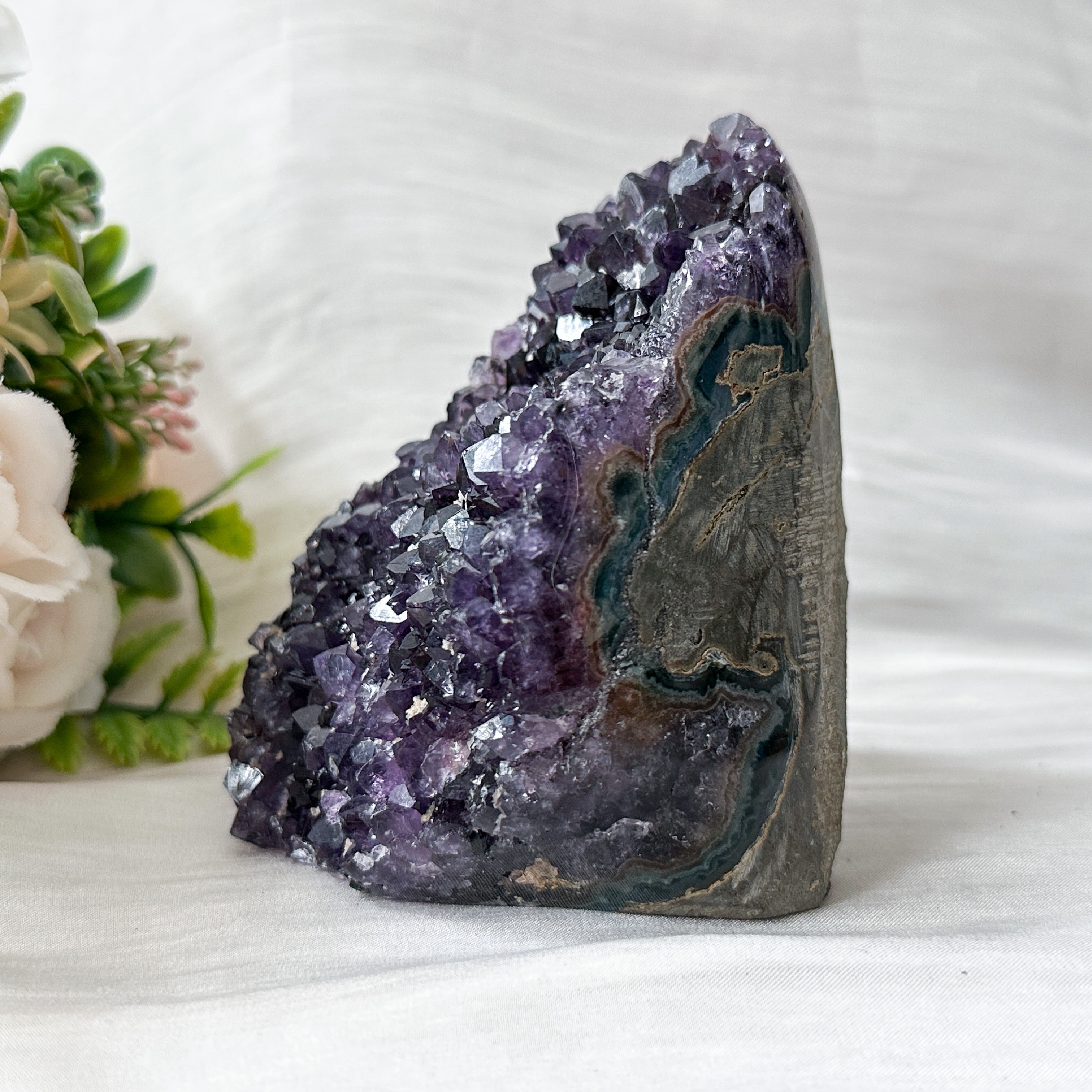Amethyst Geode - 87mm