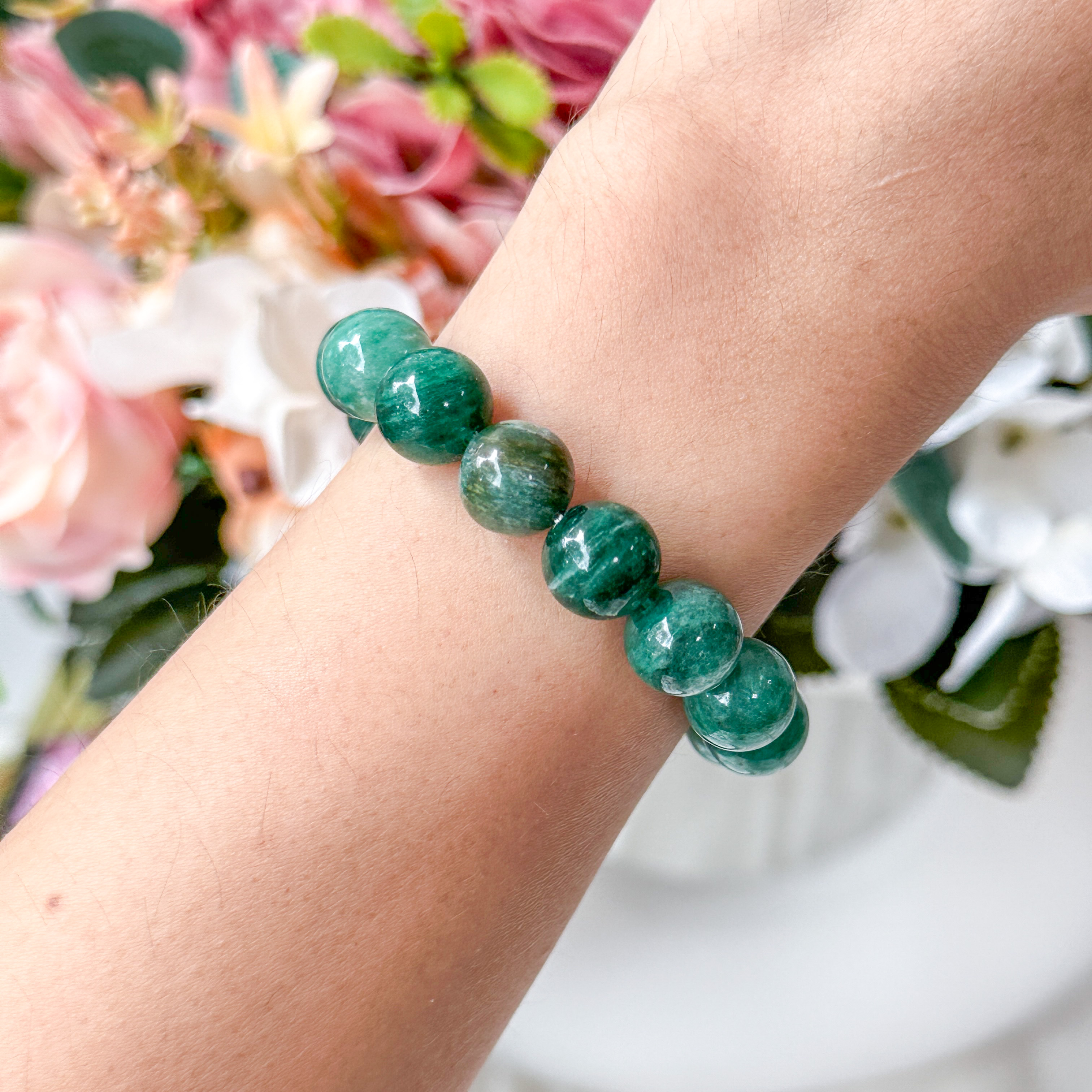 Green Mica 10mm Bracelet