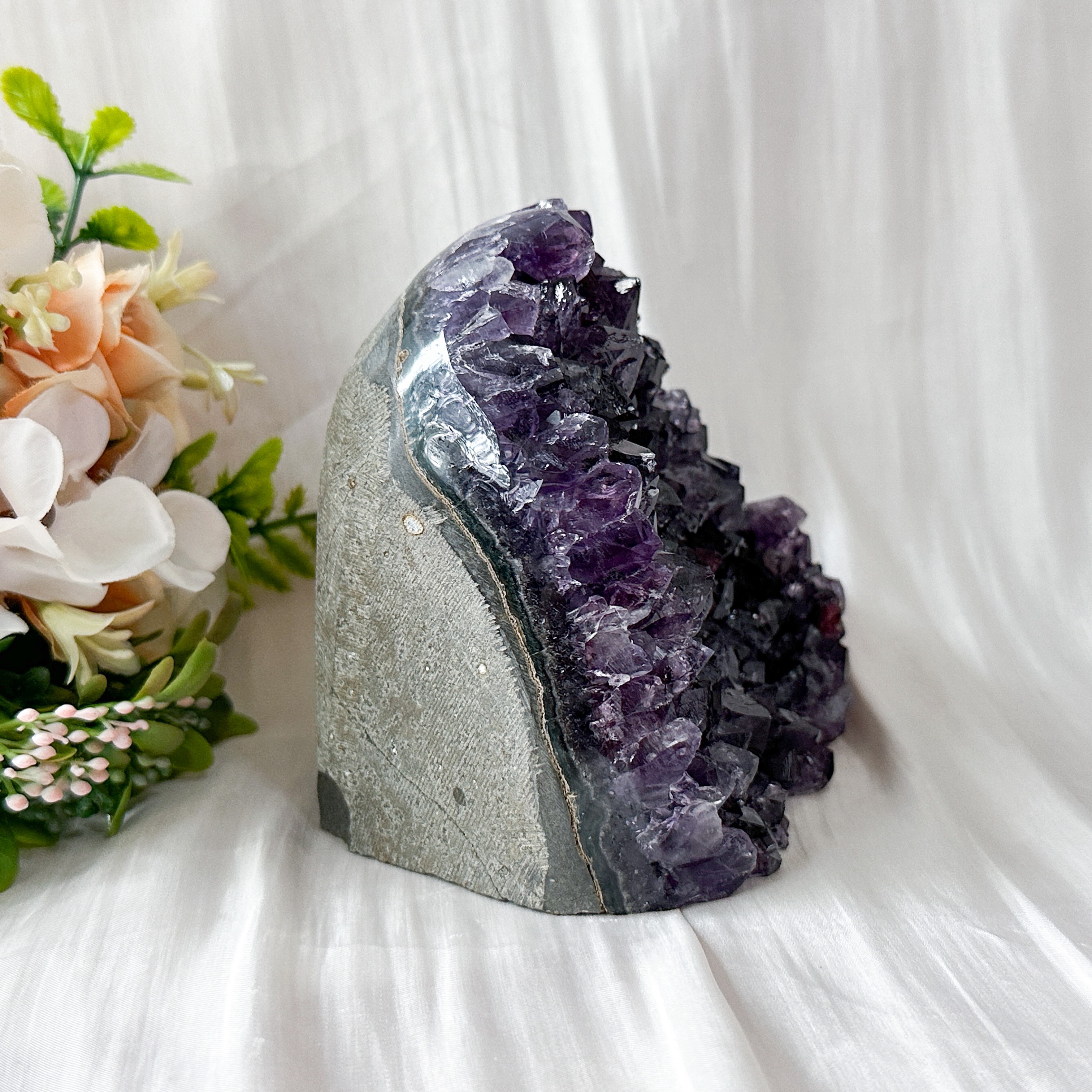 Amethyst Geode - 106mm