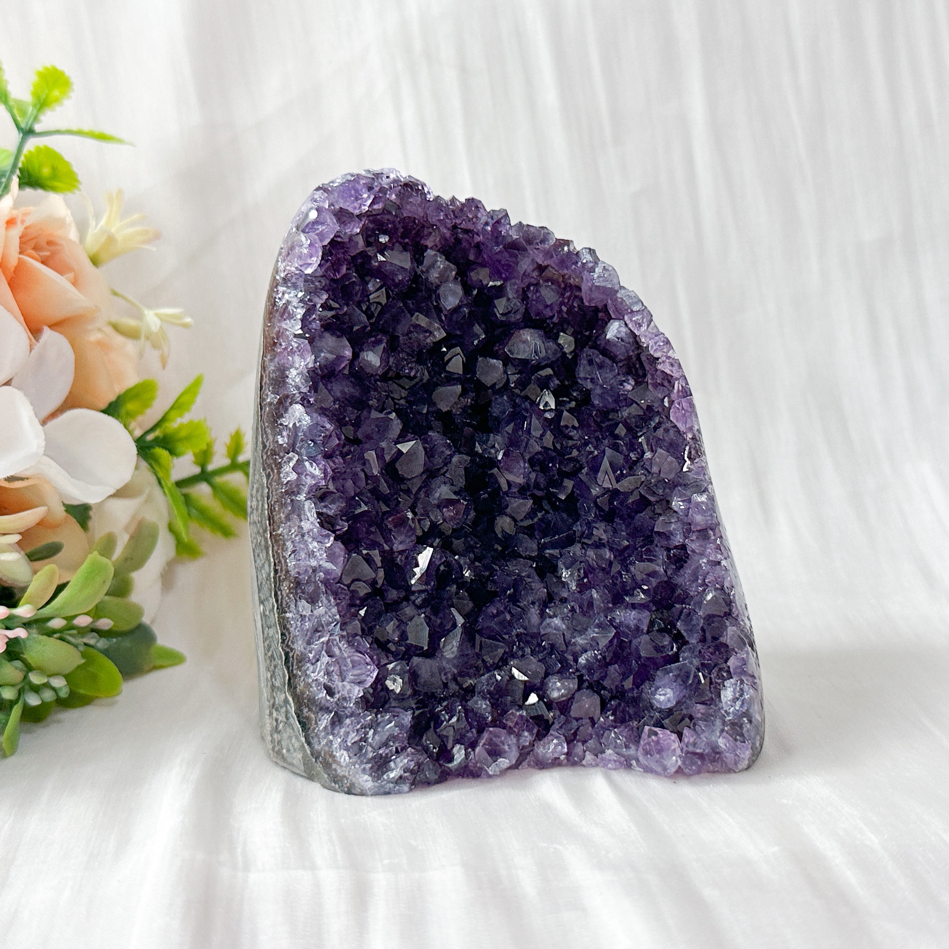 Amethyst Geode - 94mm