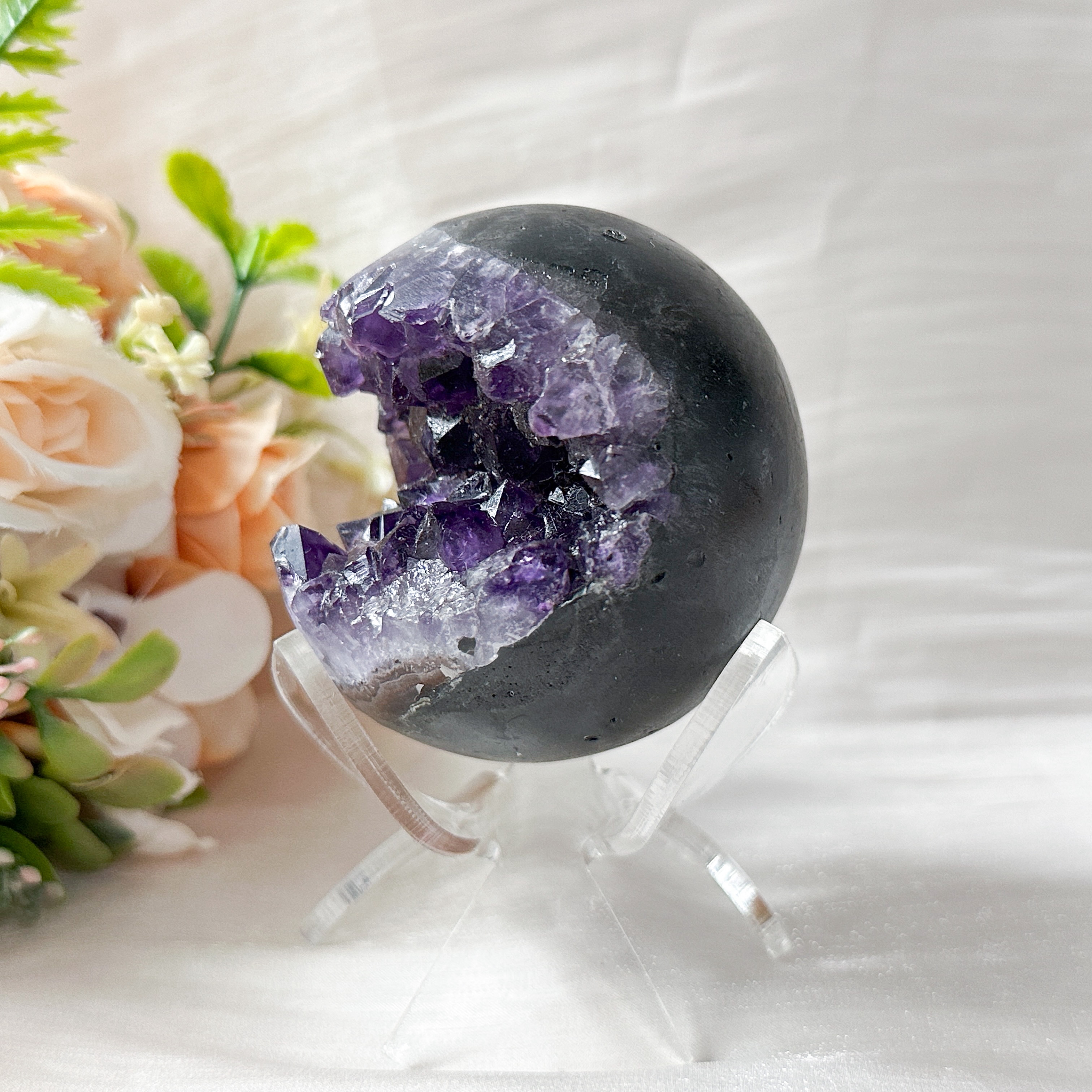 Amethyst Raw Sphere w Sphere Stand