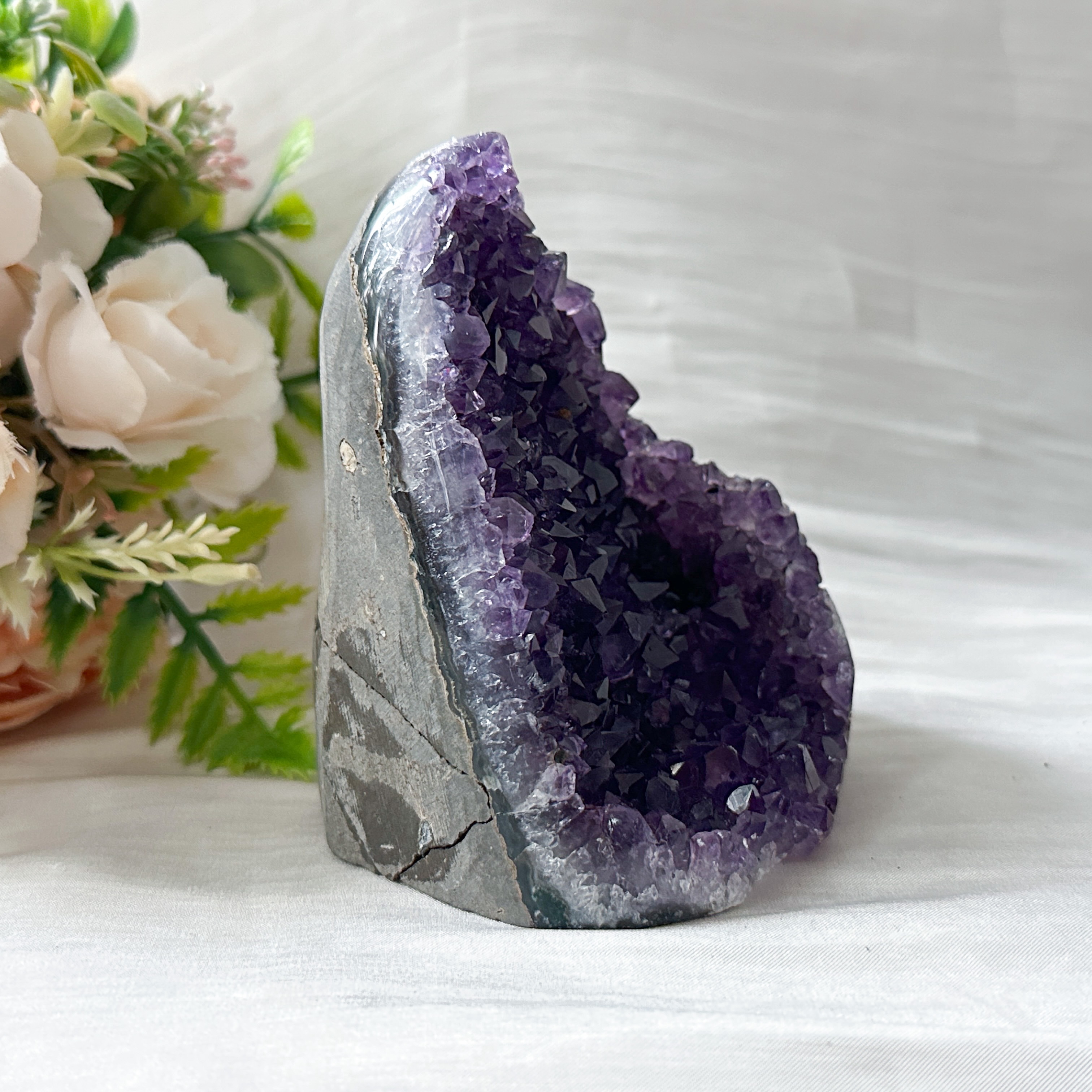 Amethyst Geode - 92mm
