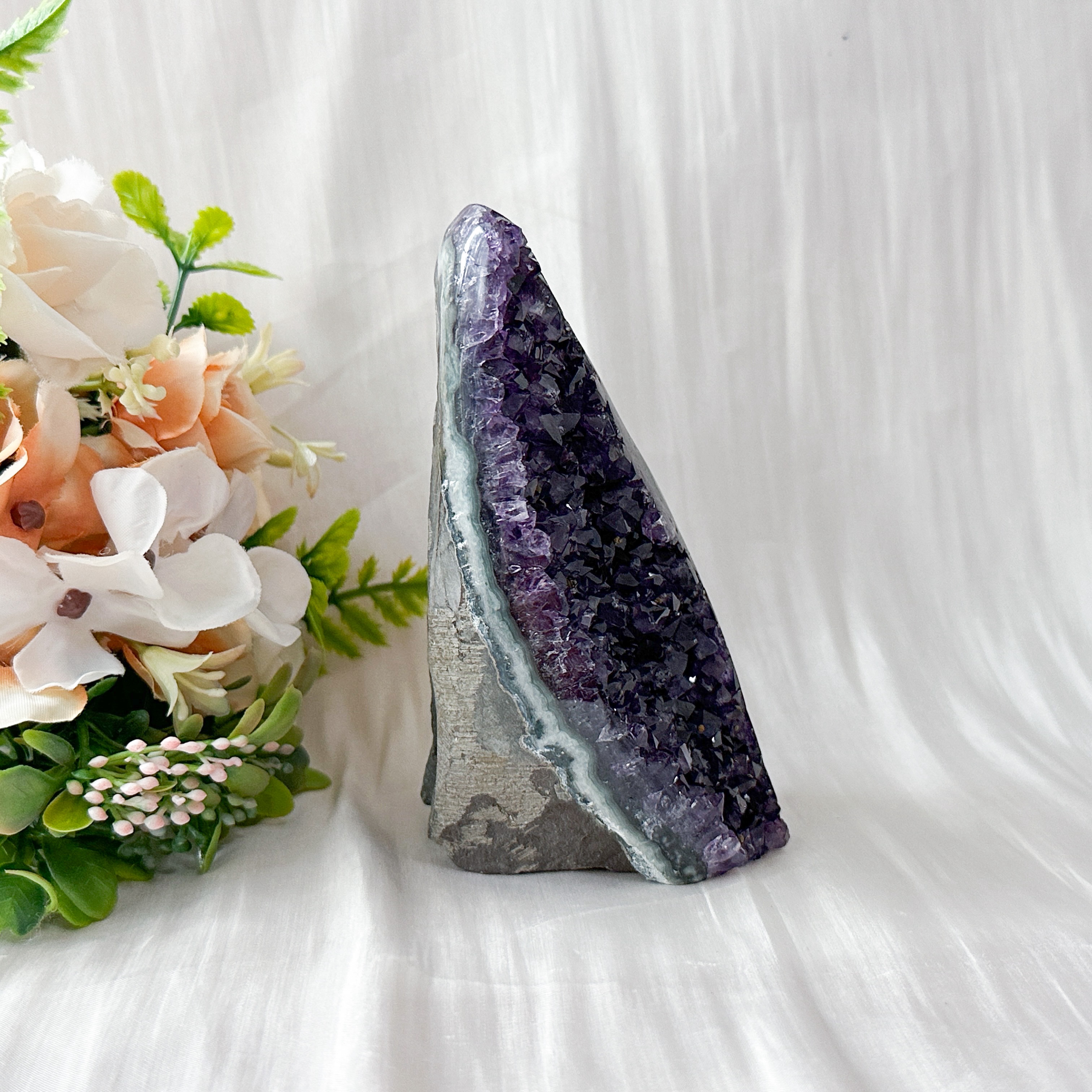 Amethyst Geode - 116mm