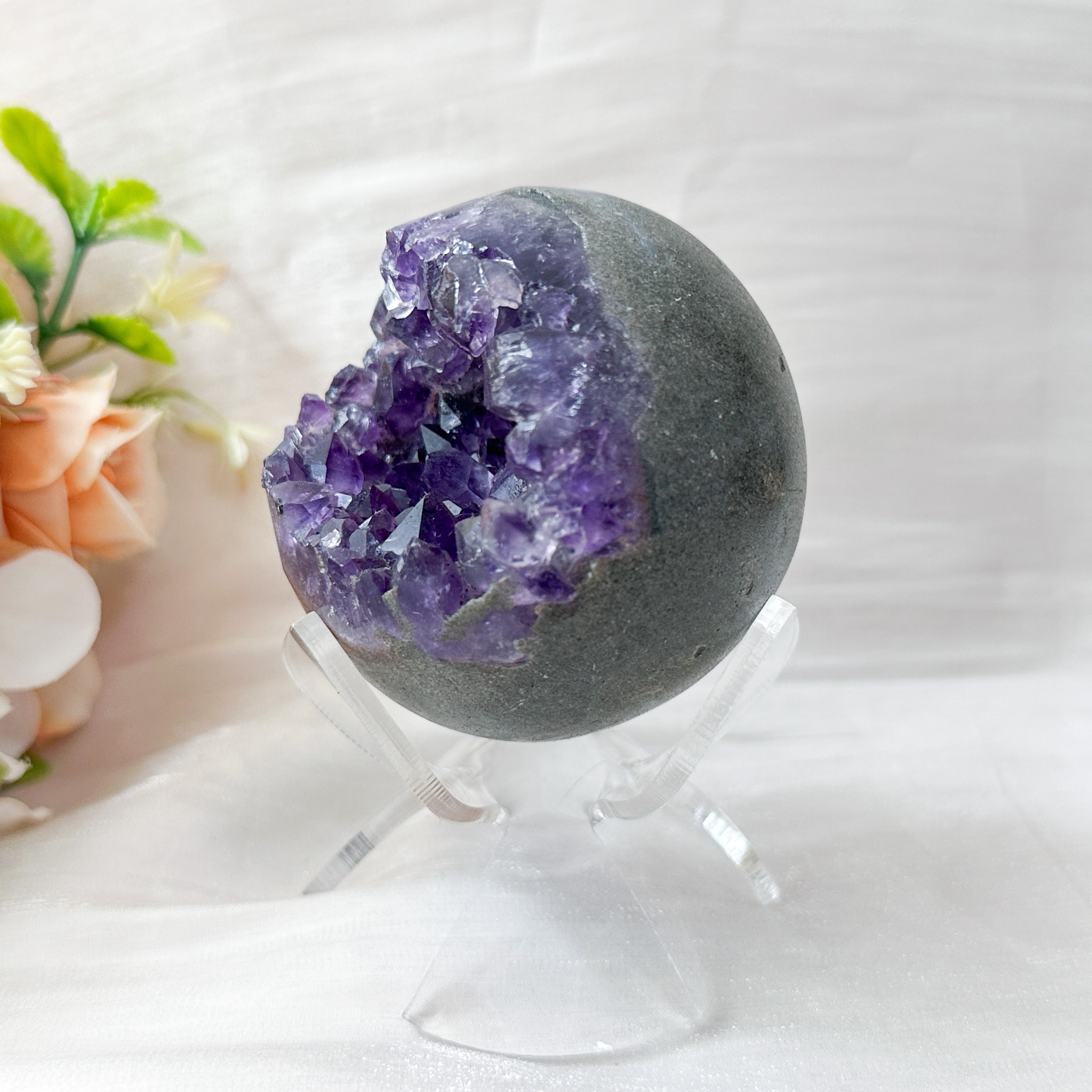 Amethyst Raw Sphere w Sphere Stand