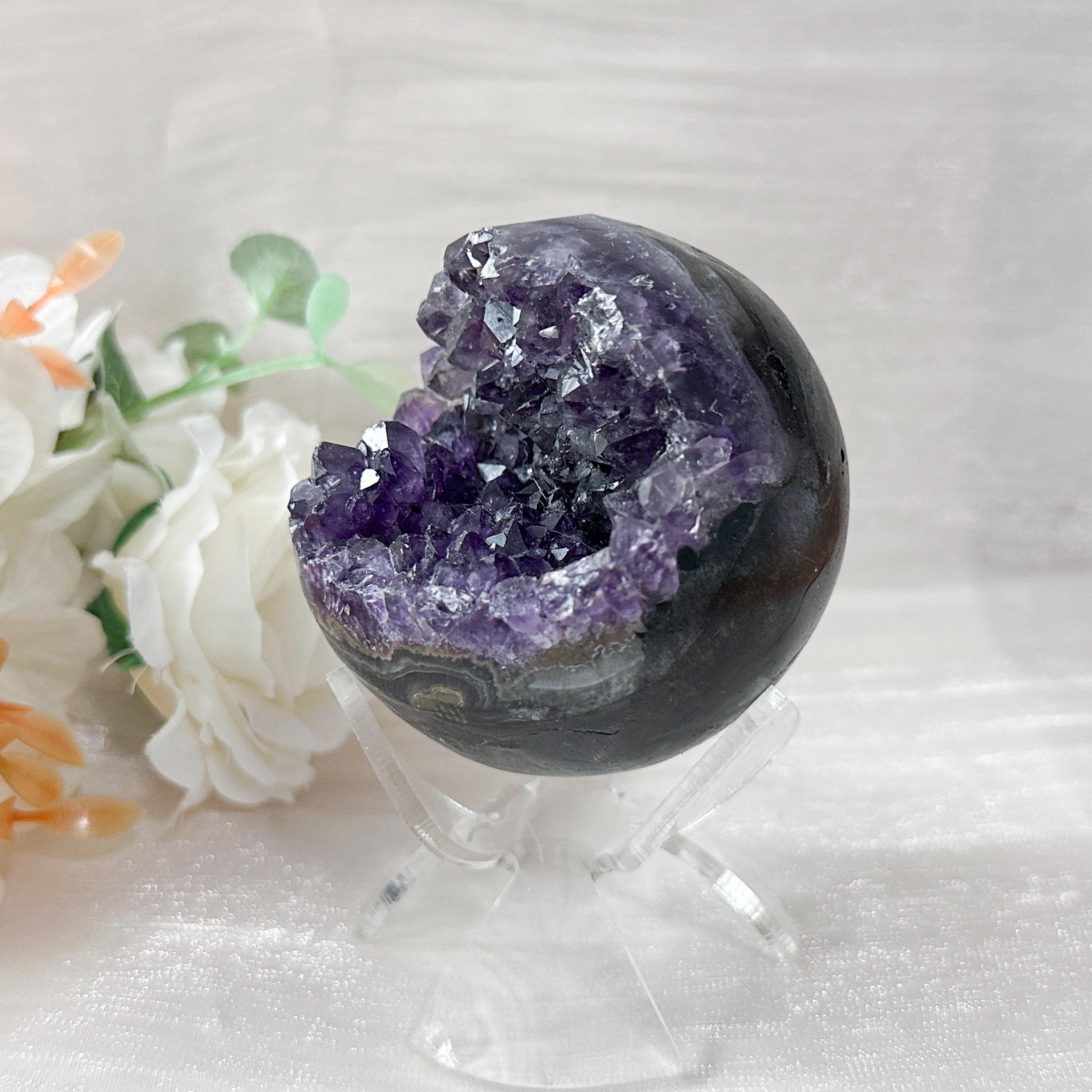 Amethyst Raw Sphere w Sphere Stand