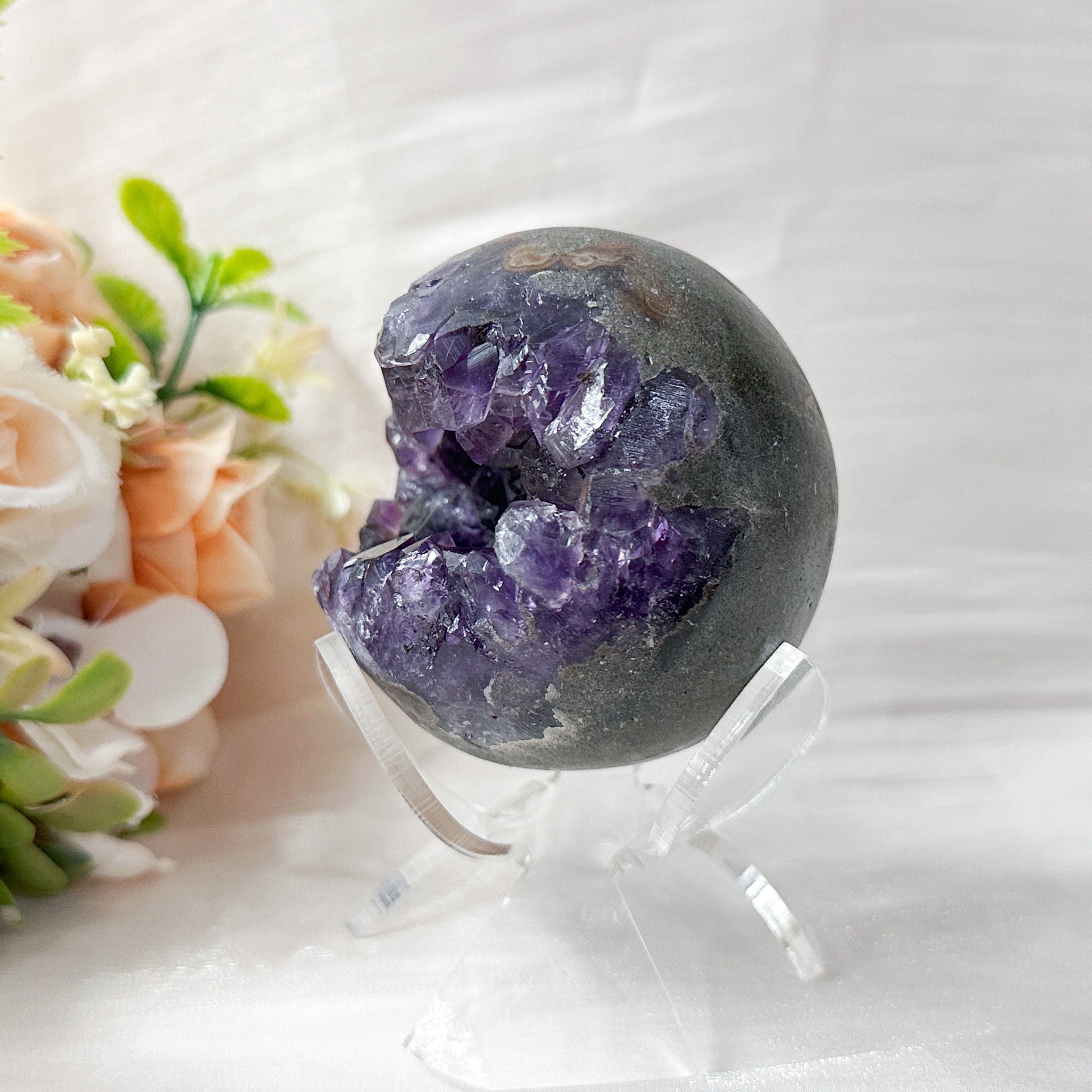Amethyst Raw Sphere w Sphere Stand