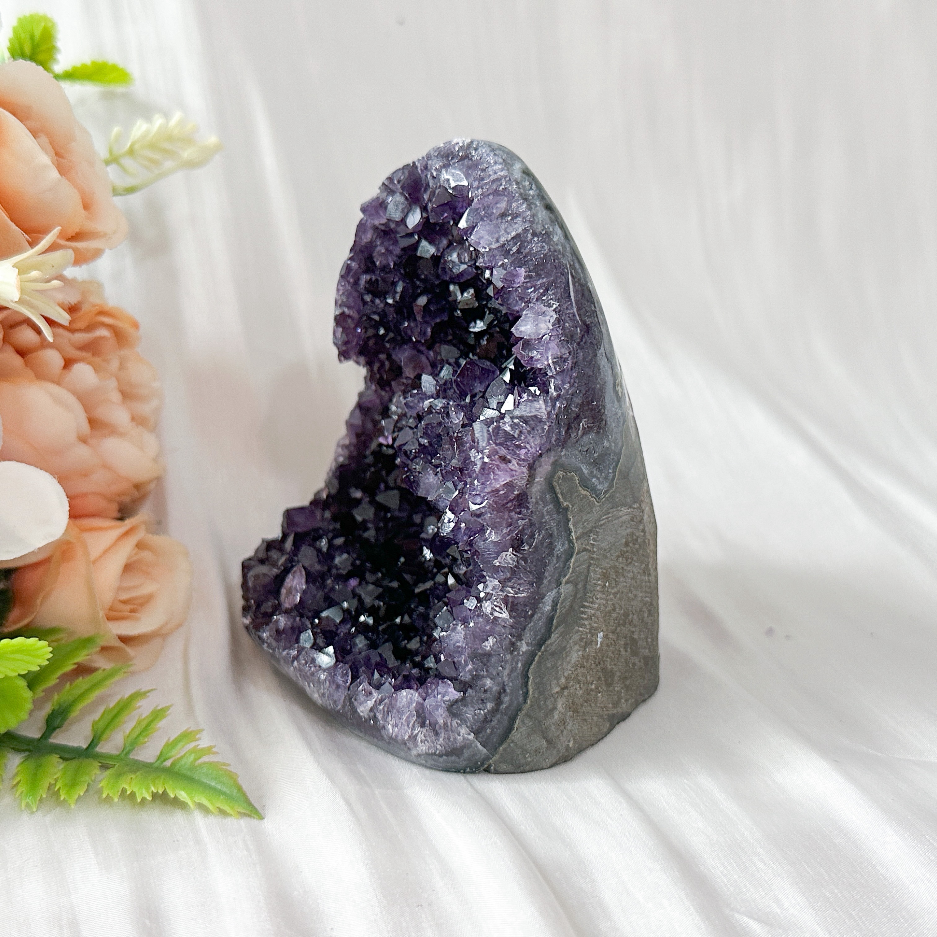 Amethyst Geode - 98mm